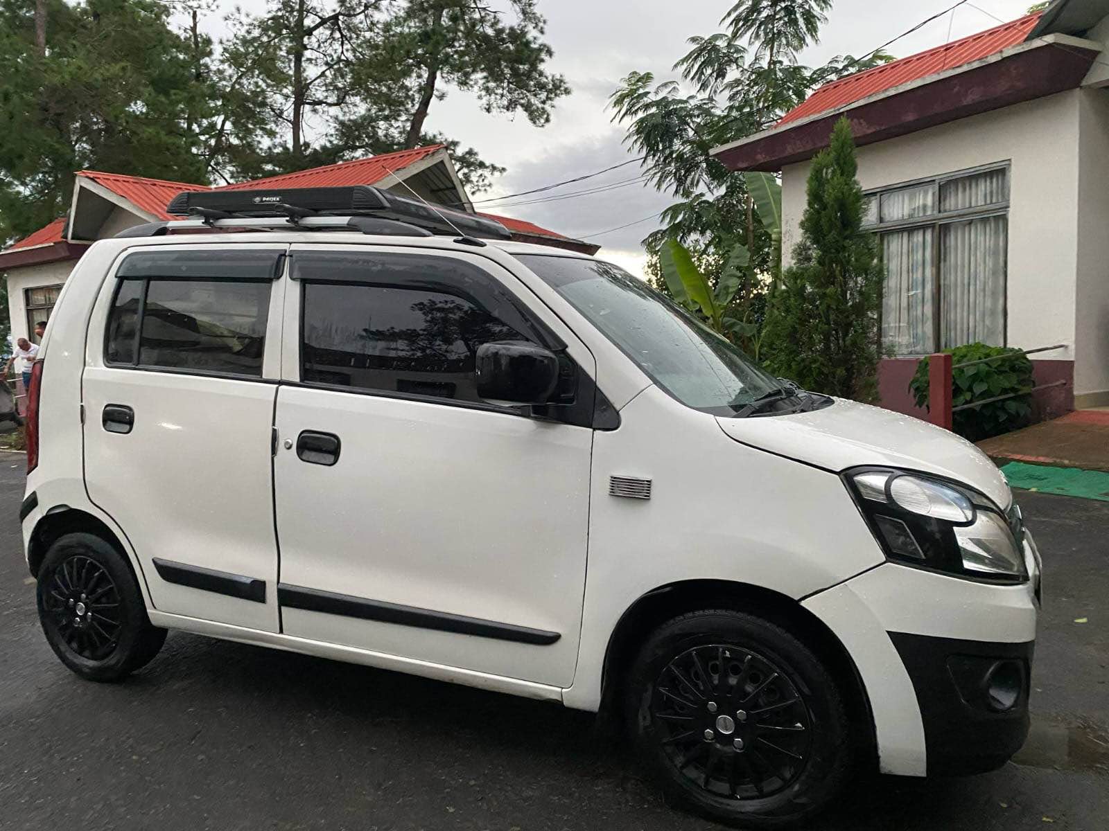 Wagon r type 4 Vxi 2016 Price-265000 fixlo Ph-9612230381