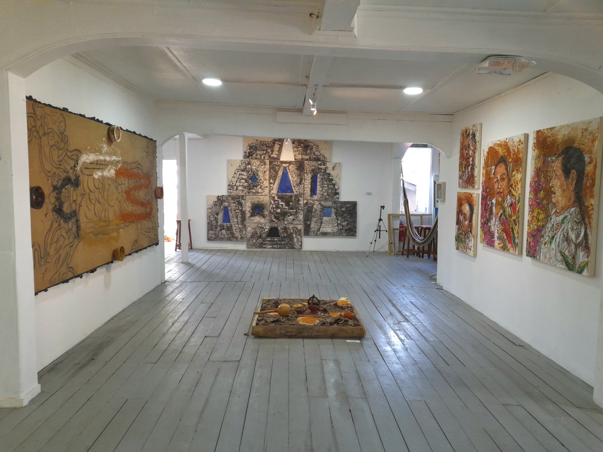 Handmade Belize | We have a Great Art Exhibition in our gallery | Facebook