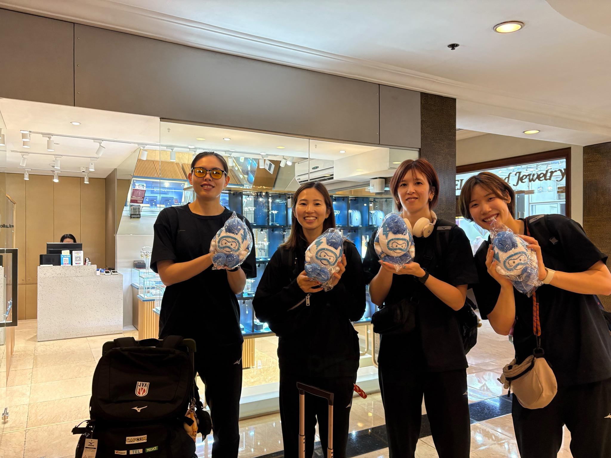 公益財団法人日本バレーボール協会 added a new photo. - 公益財団法人