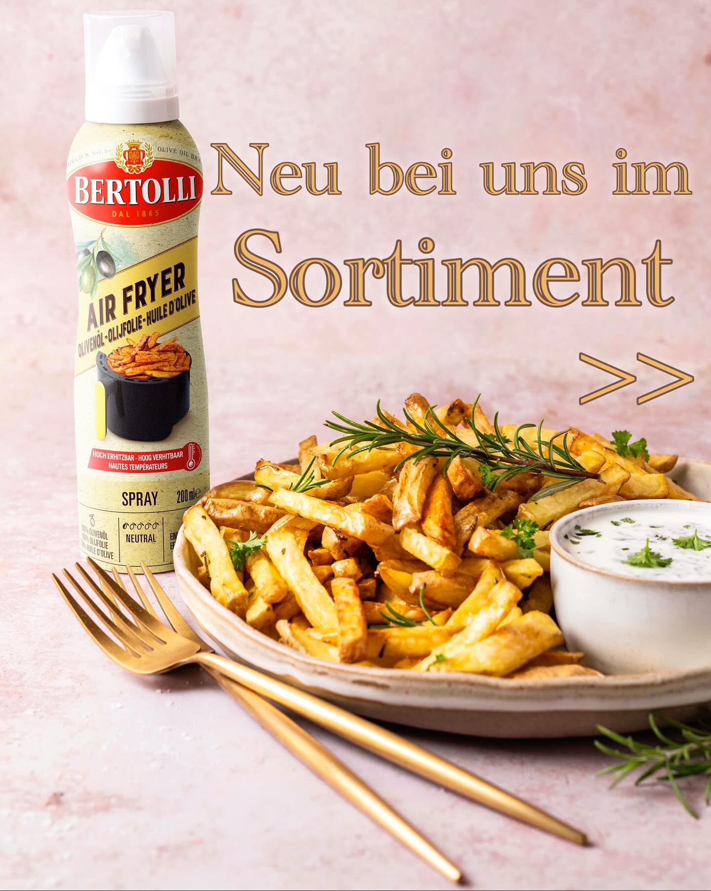 ✨ Neu bei uns im Sortiment! ✨ Mit dem Bertolli Airfryer Spray bringt ihr den vollen Olivenöl-Geschmack direkt auf eure Pommes, Snacks oder Gemüse. 🍟🥦 Einfach sprühen, ab in den Airfryer –
