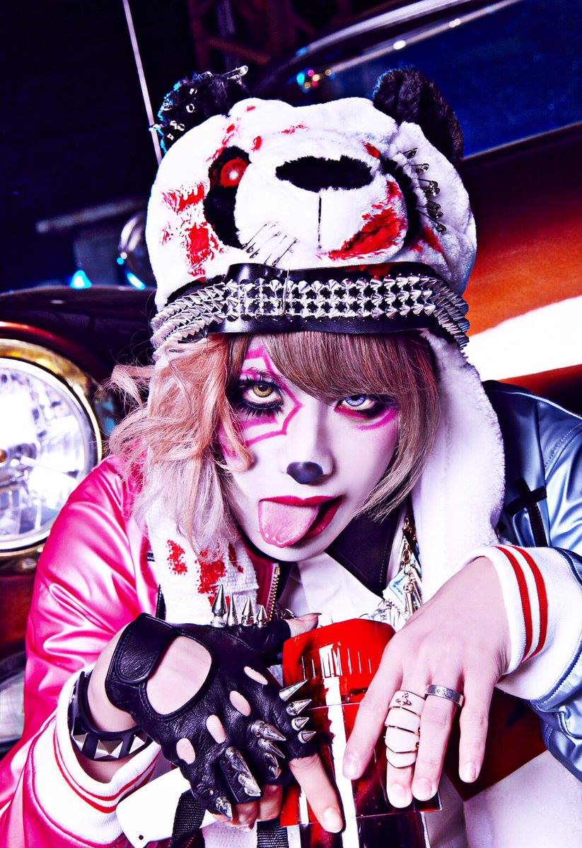 ペンタゴン】最新アー写解禁！ 「CRAZY TRIBE」