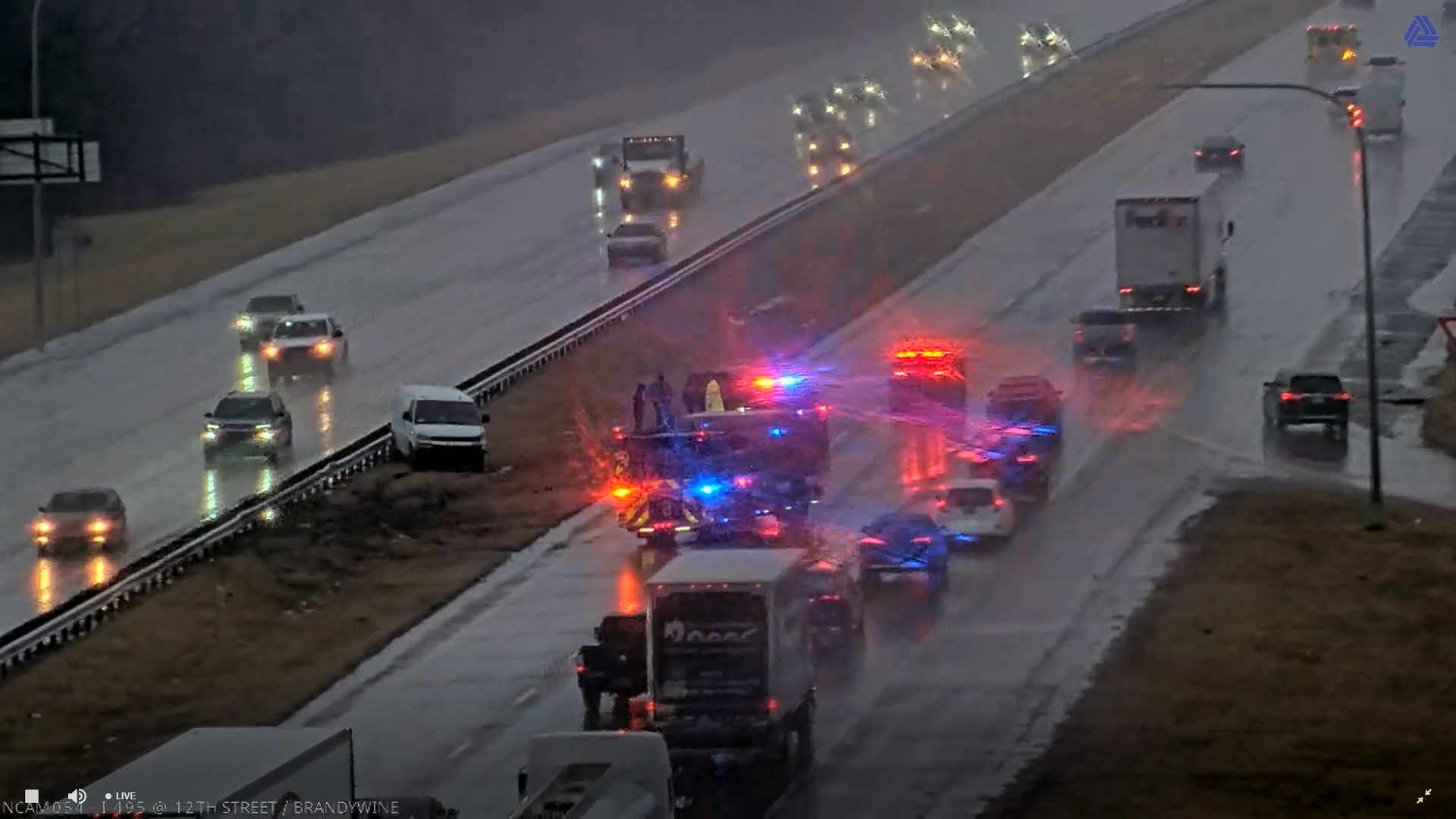 WDEL - I-495 northbound at 12th Street, crash with injuries, left and ...