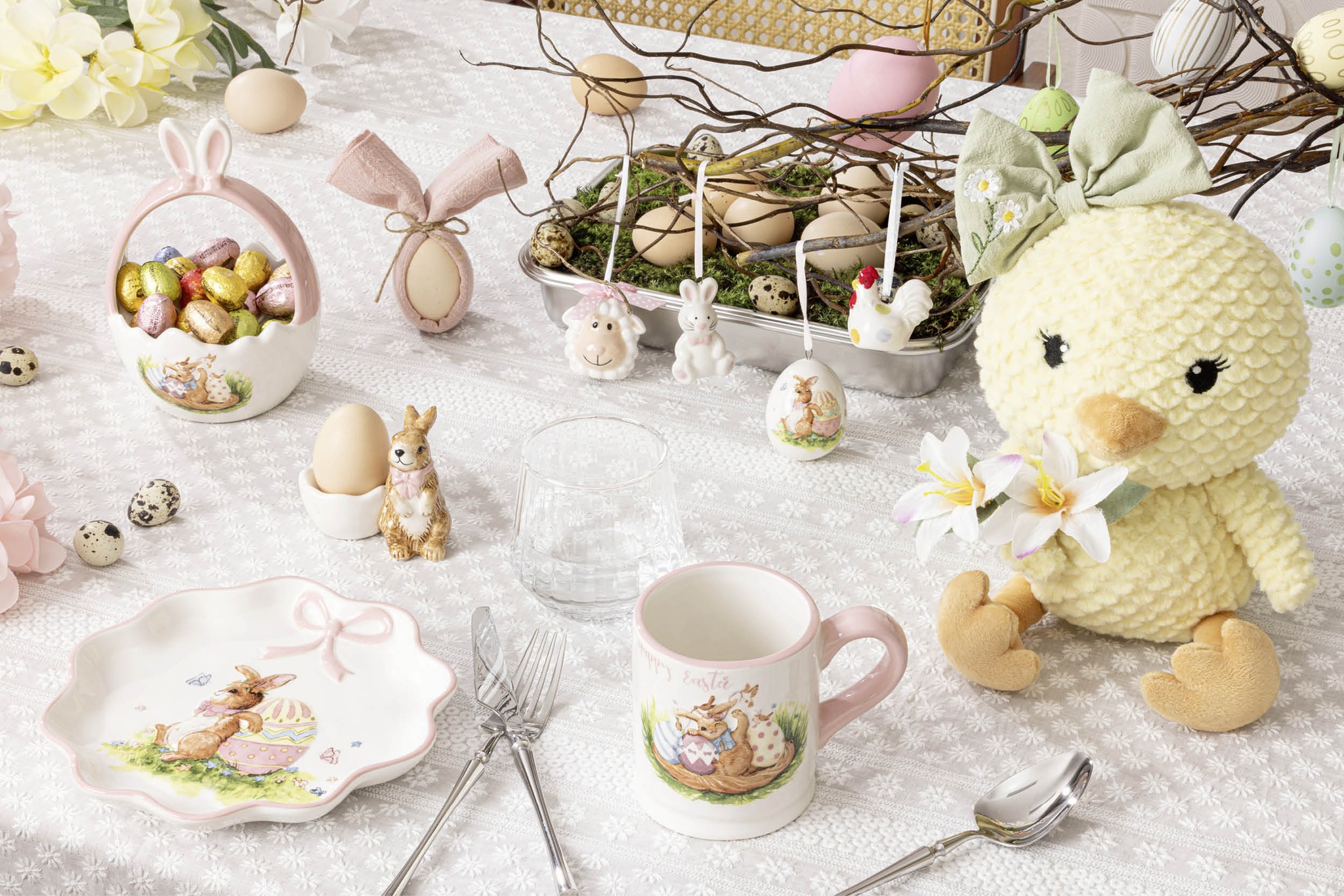 Frühling auf dem Tisch: Unsere Oster-Geschirr 🐣 bringt frische Farben und gute Laune in jeden Brunch. 🌷 Perfekt für Kaffee, Kuchen und die extra Portion Feiertagsgefühl: https://www.moebelix.at/ostergeschirr-C44C1