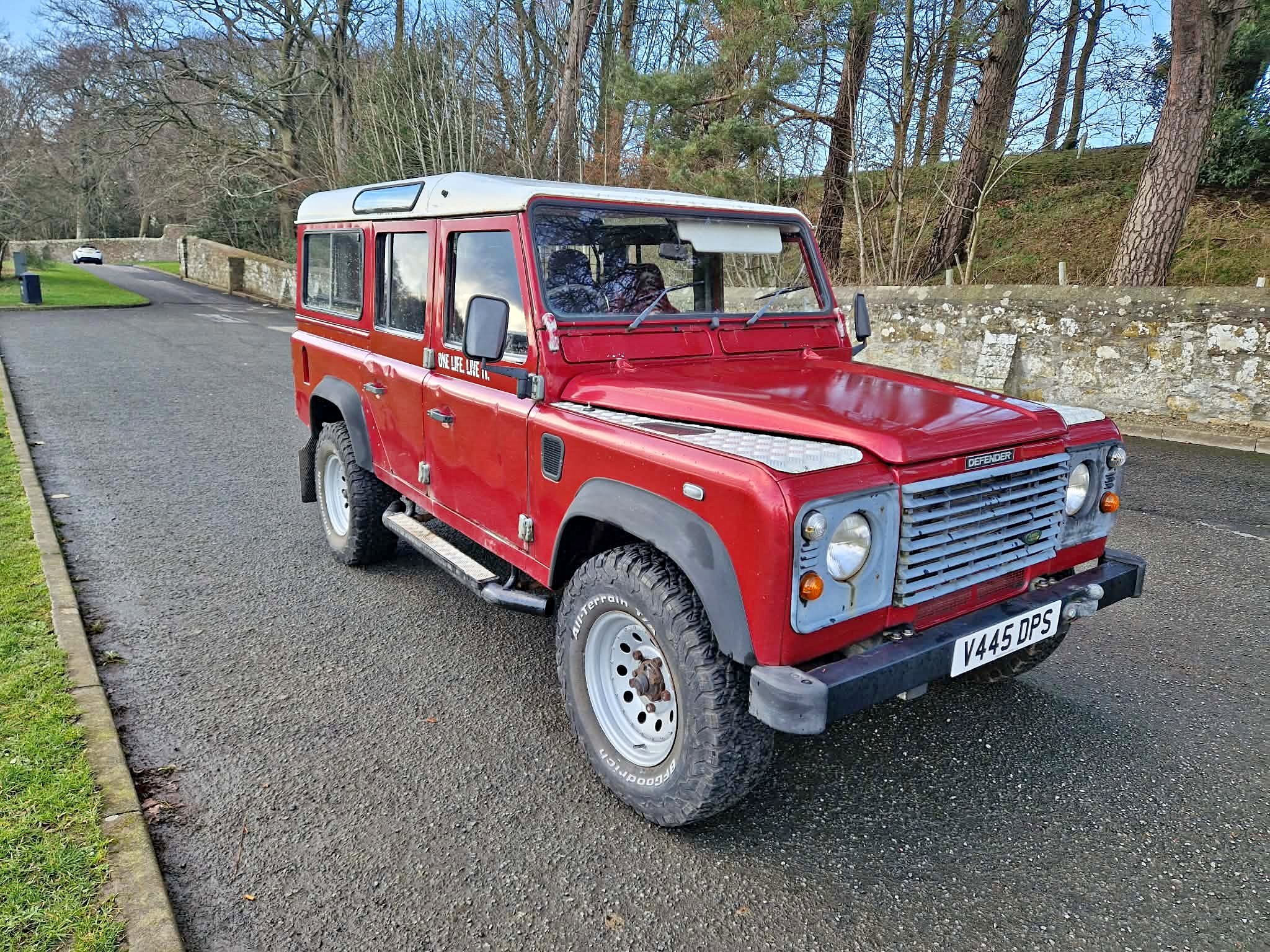 2000 Land Rover Defender 110 SW TD5 - Cars & Trucks - Kinross ...
