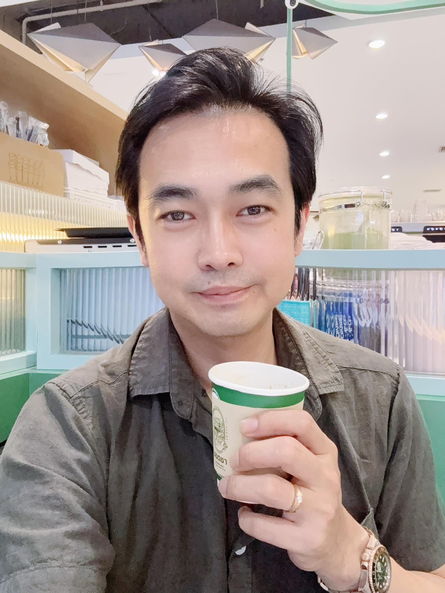 TraderOverseas - ตื่นเช้ามากินกาแฟ เขียนหนังสือตามร้านกาแฟต่างเมือง The ...