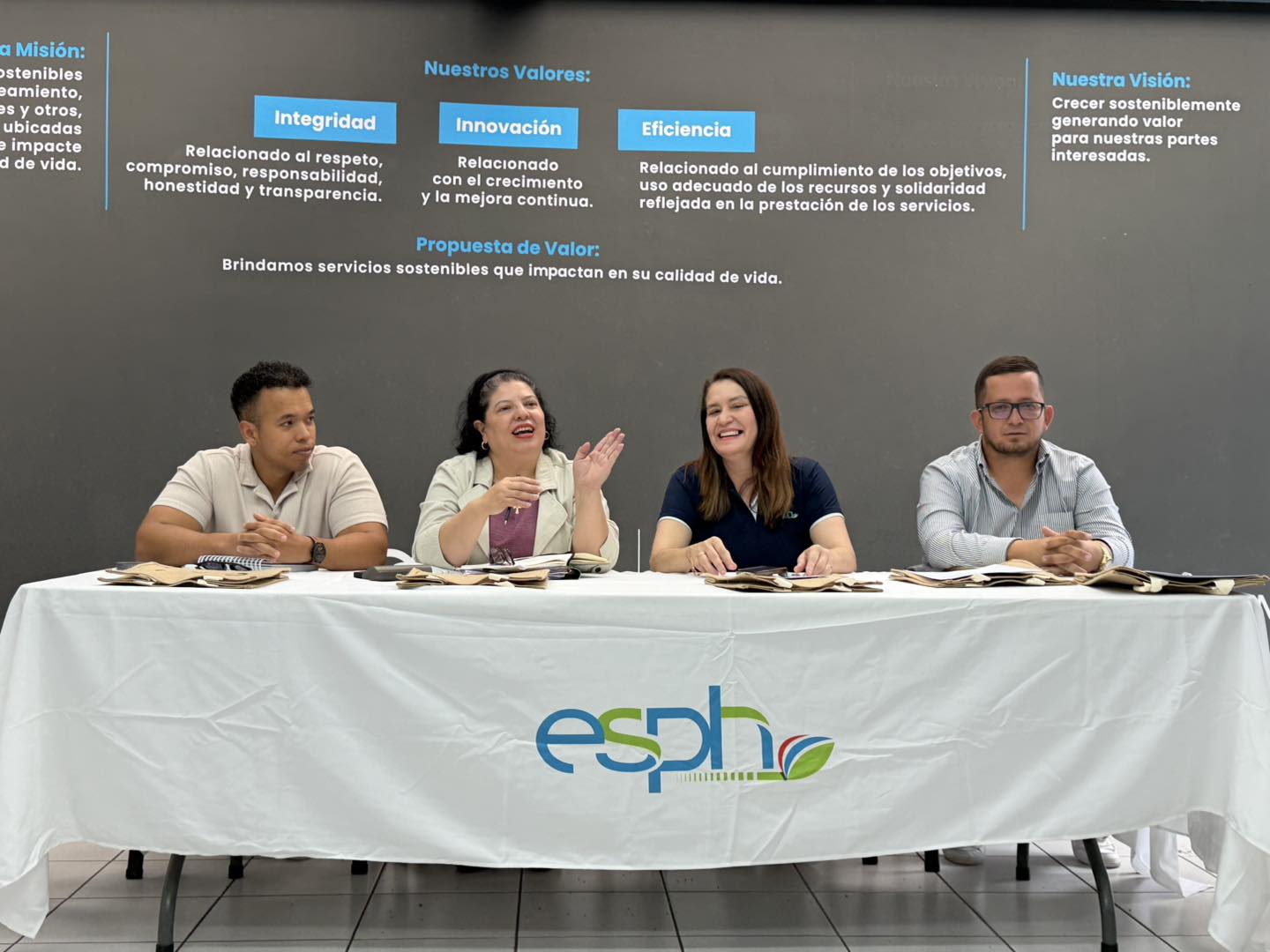 Esph Heredia | Heredia