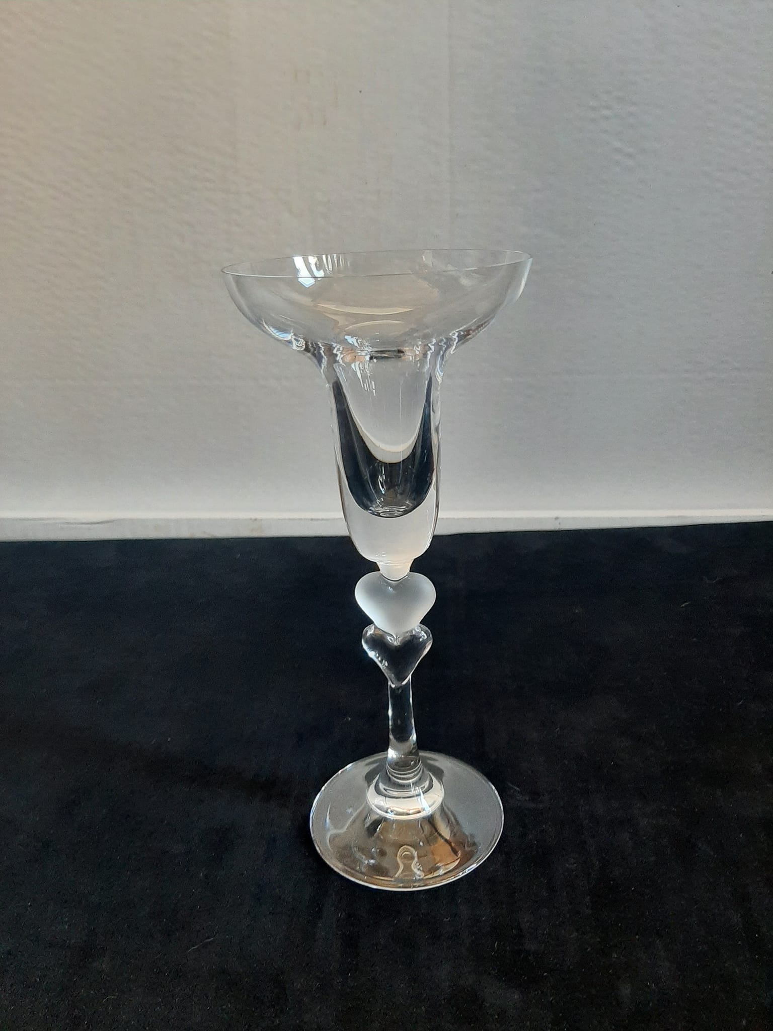 Is this a Gorham cut crystal decanter?