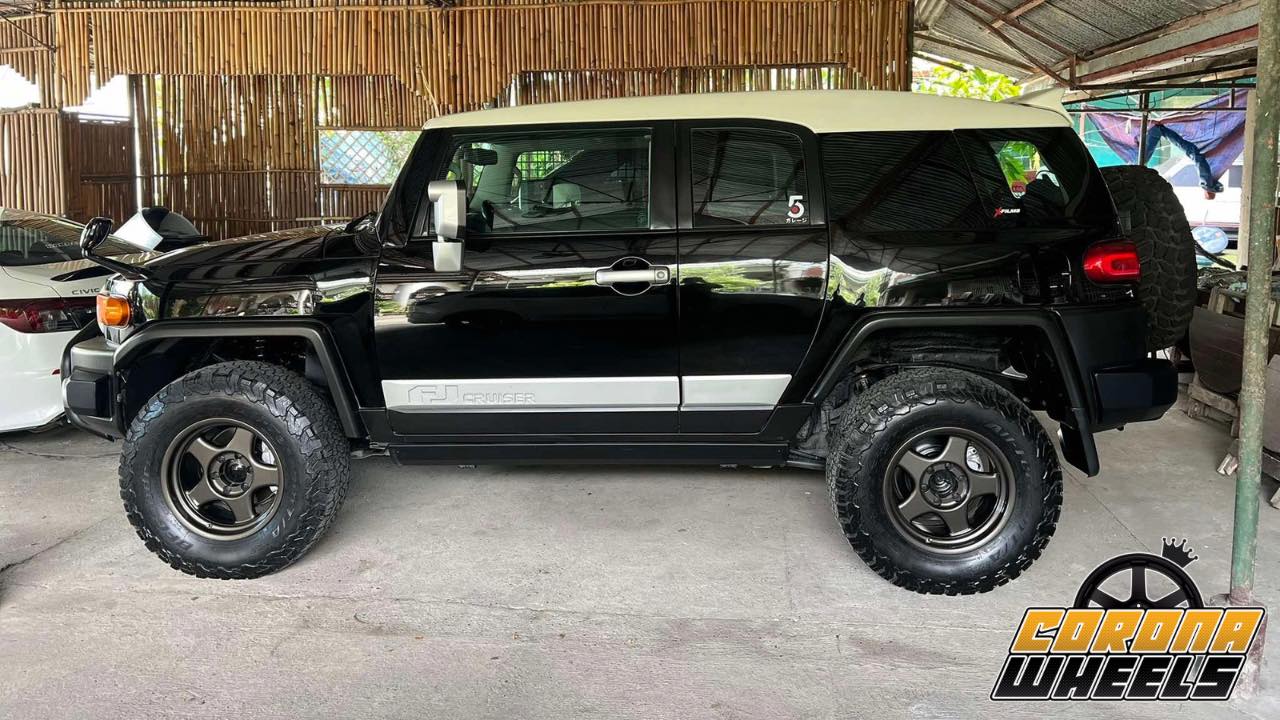 Corona - Built for the trail, ready for anywhere. This Toyota FJ ...