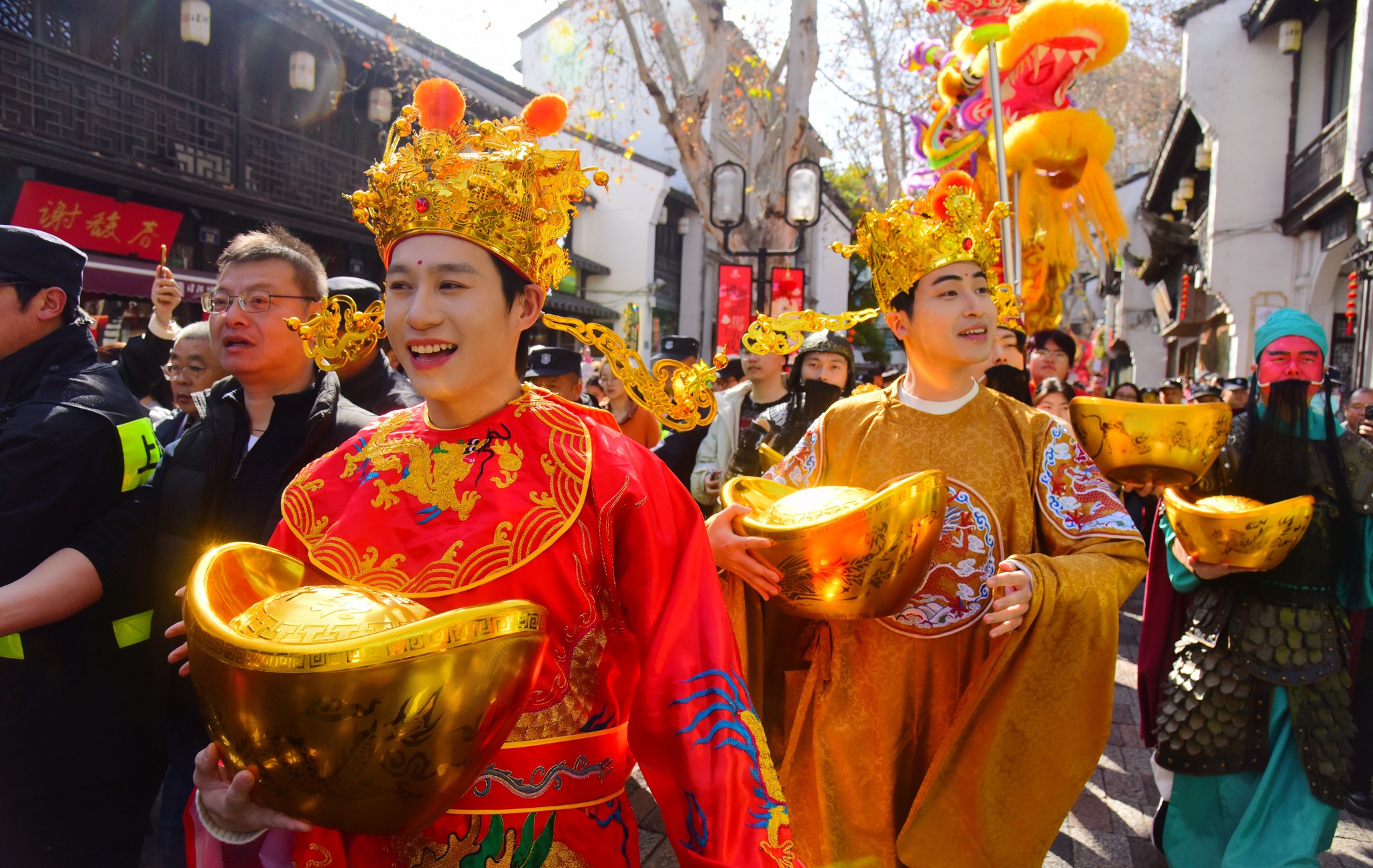 On the fifth day of the #ChineseNewYear, vibrant folk festivities 