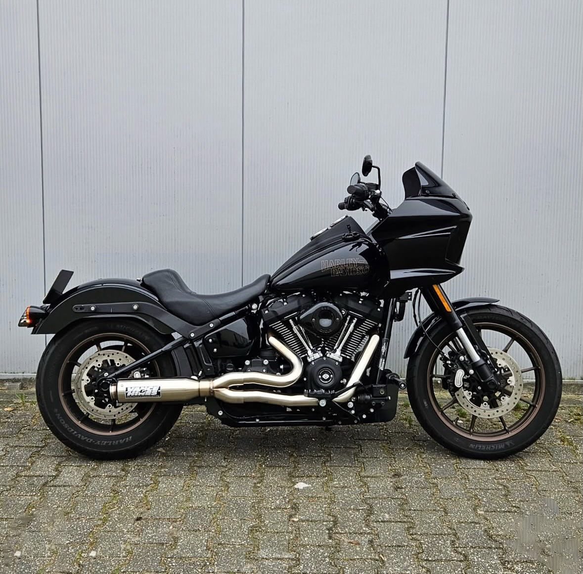SUPERSPORT 2-1 | M8 Softail models ⚡️ - #vanceandhines