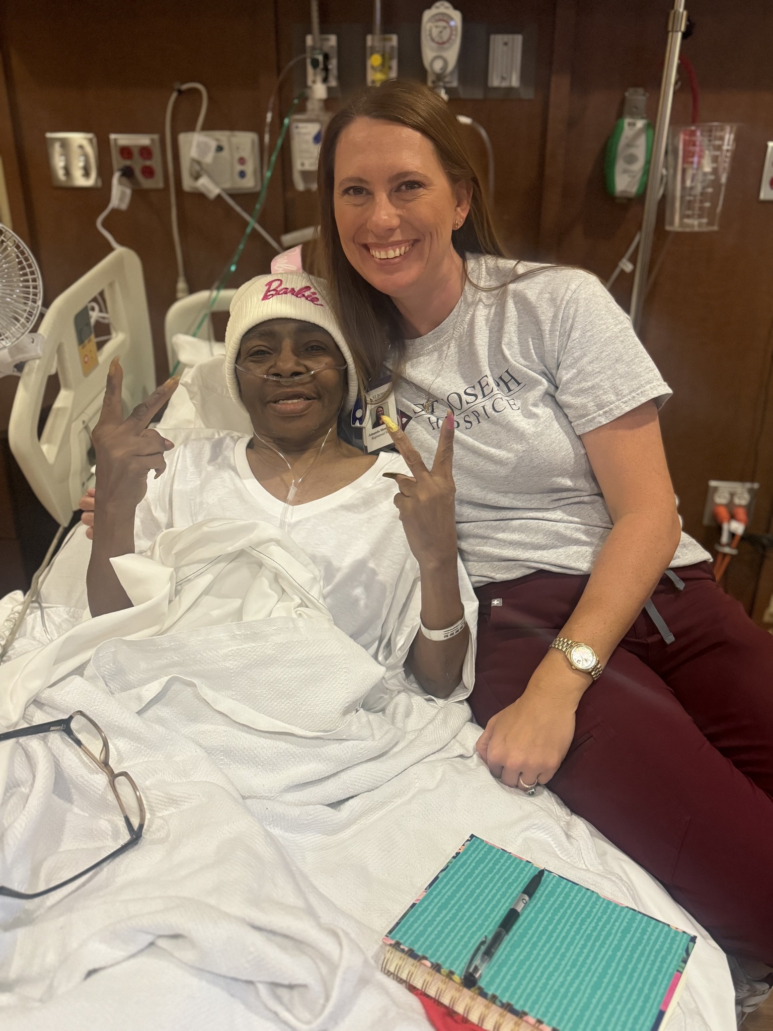 The Carpenter - Patient Lynda Heidelberg (left), Amanda Henderson ...