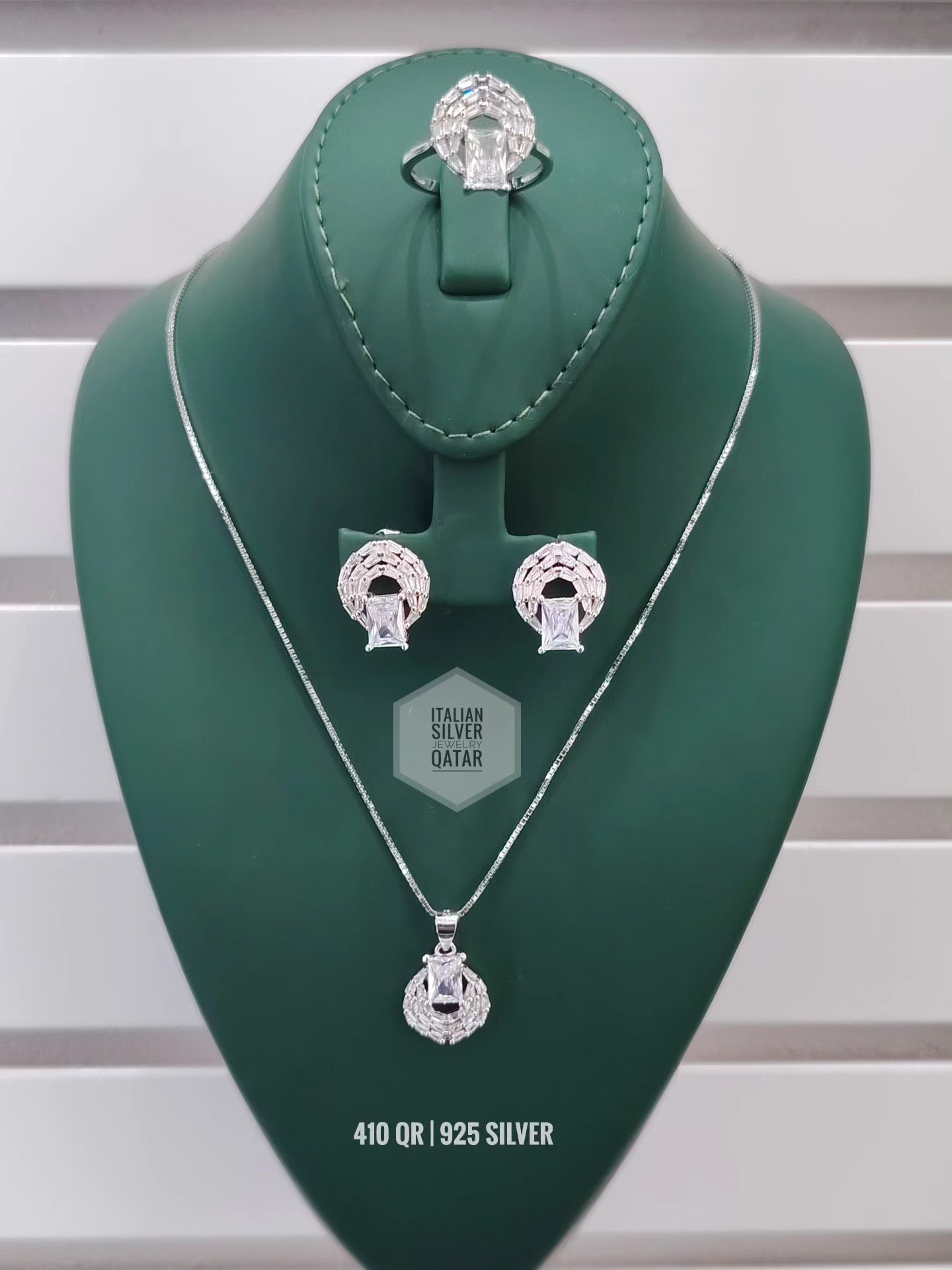 Elegant Premium Jewelry Set ✨ Crafted in 925 Sterling Silver with 