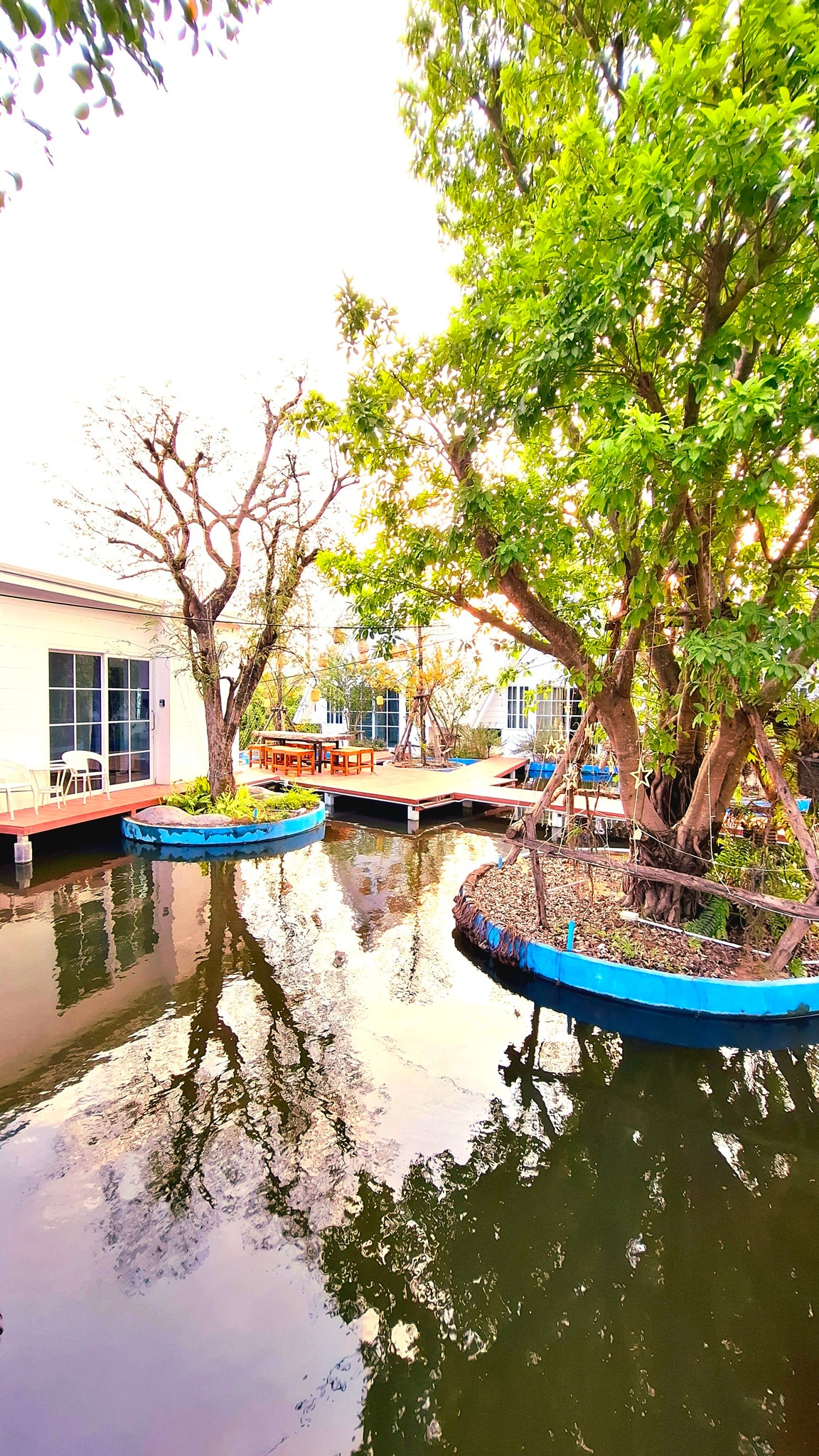 Hug Home Resort & Cafe’