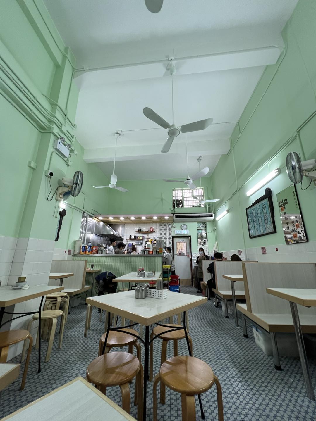 Mak Cheung Ching 麥長青 added a new... - Mak Cheung Ching 麥長青