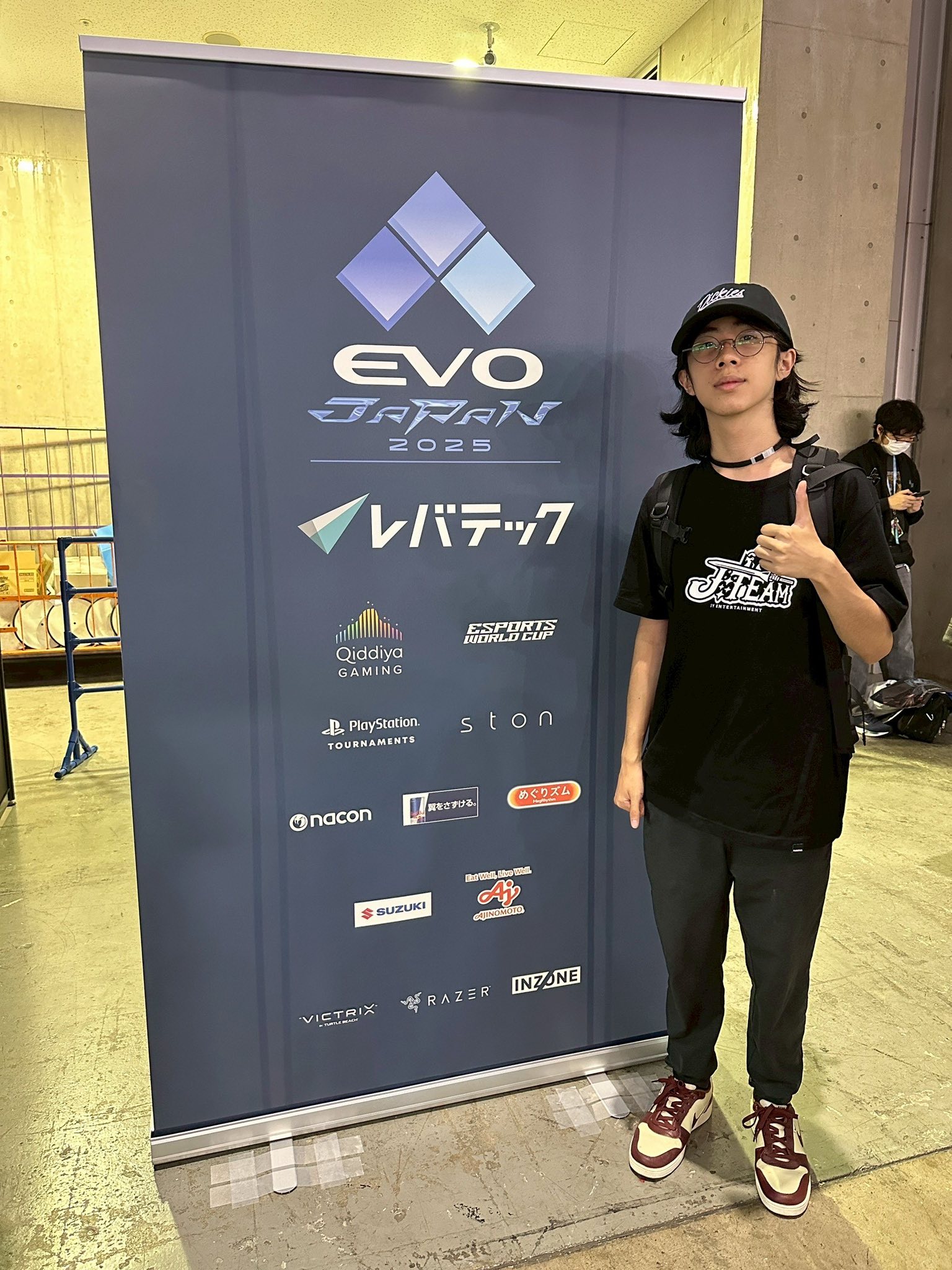 J Team - J Team added a new photo — with Lilv and Ysera.