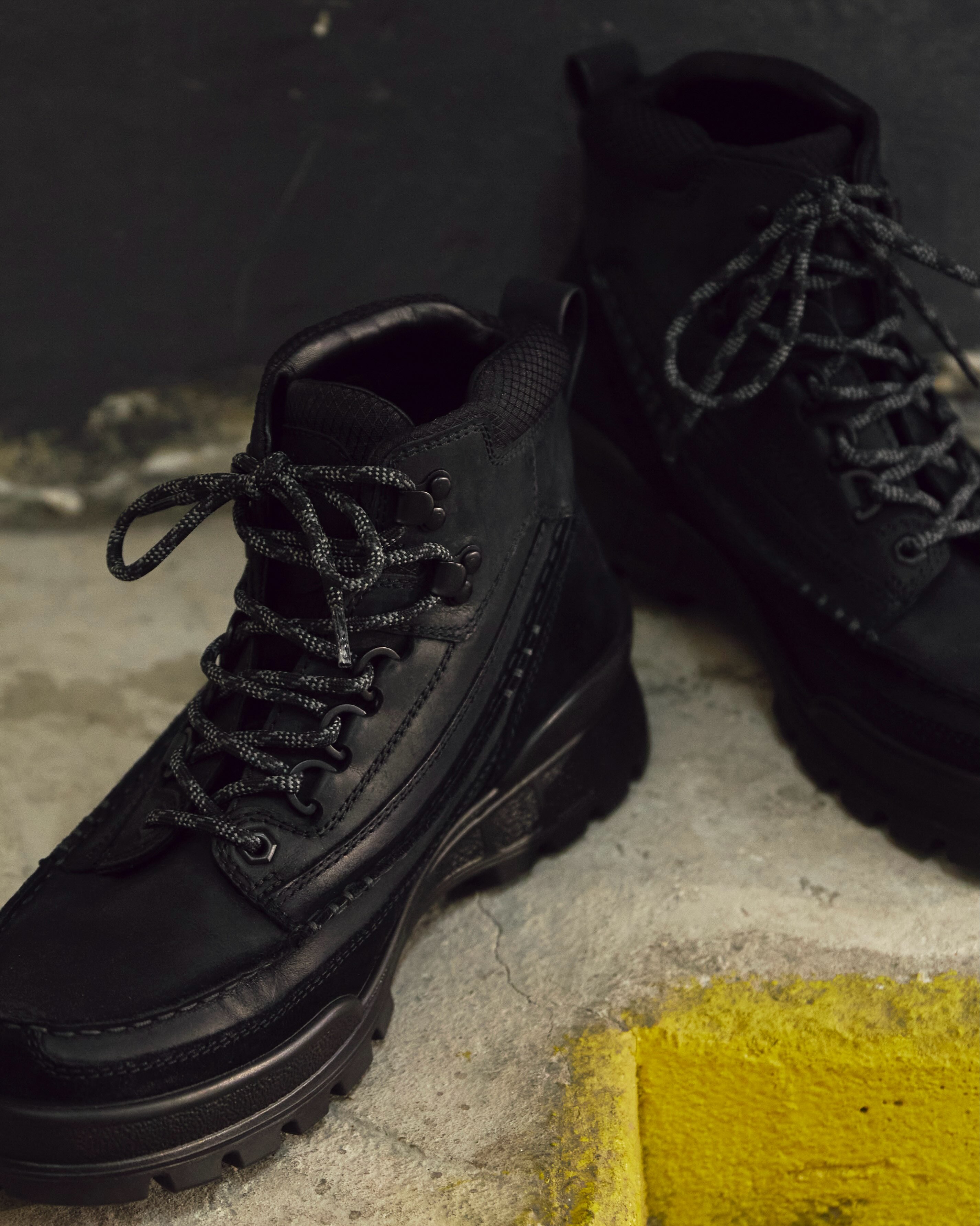 White Mountaineering added a new photo. - White Mountaineering