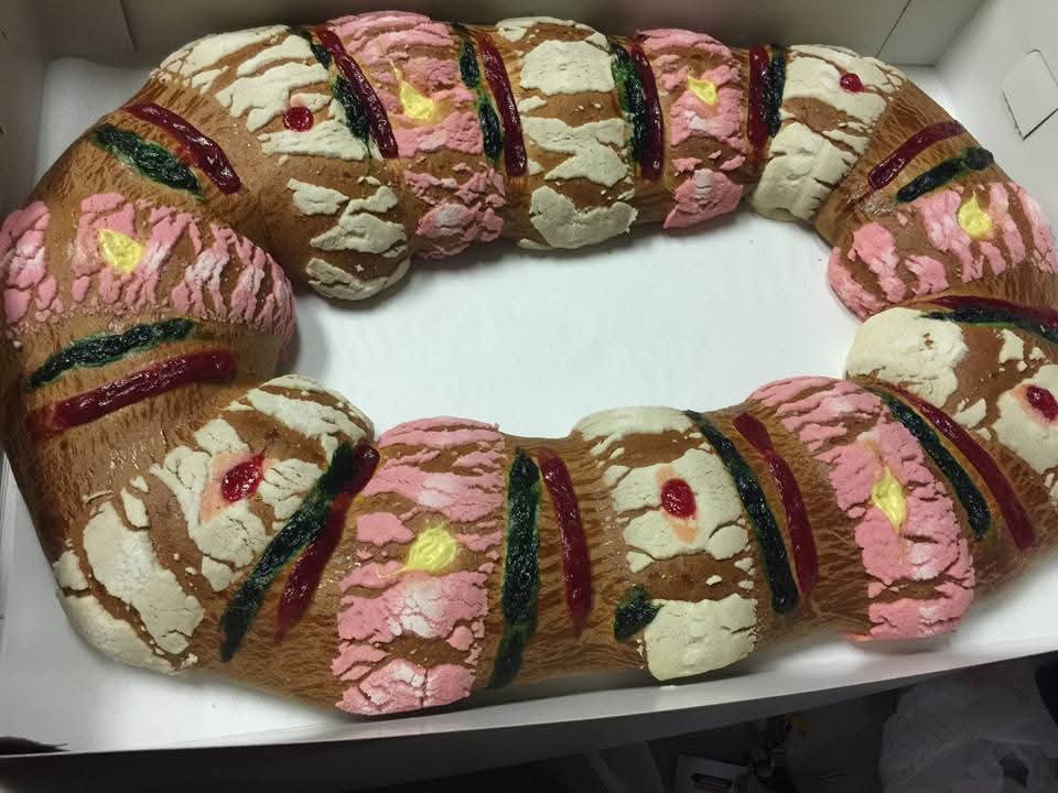 Luna's - 👑 Rosca de Reyes at Luna’s Mexican Rotisserie 👑 From January ...