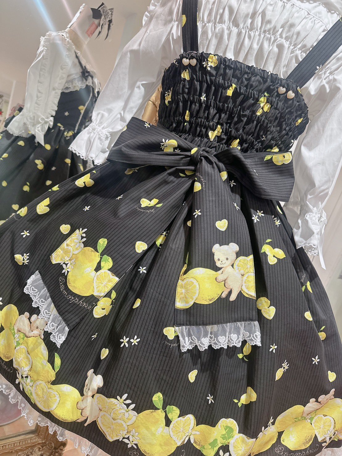 メタモルフォーゼ - The JSK of the special set. dim light JSK and