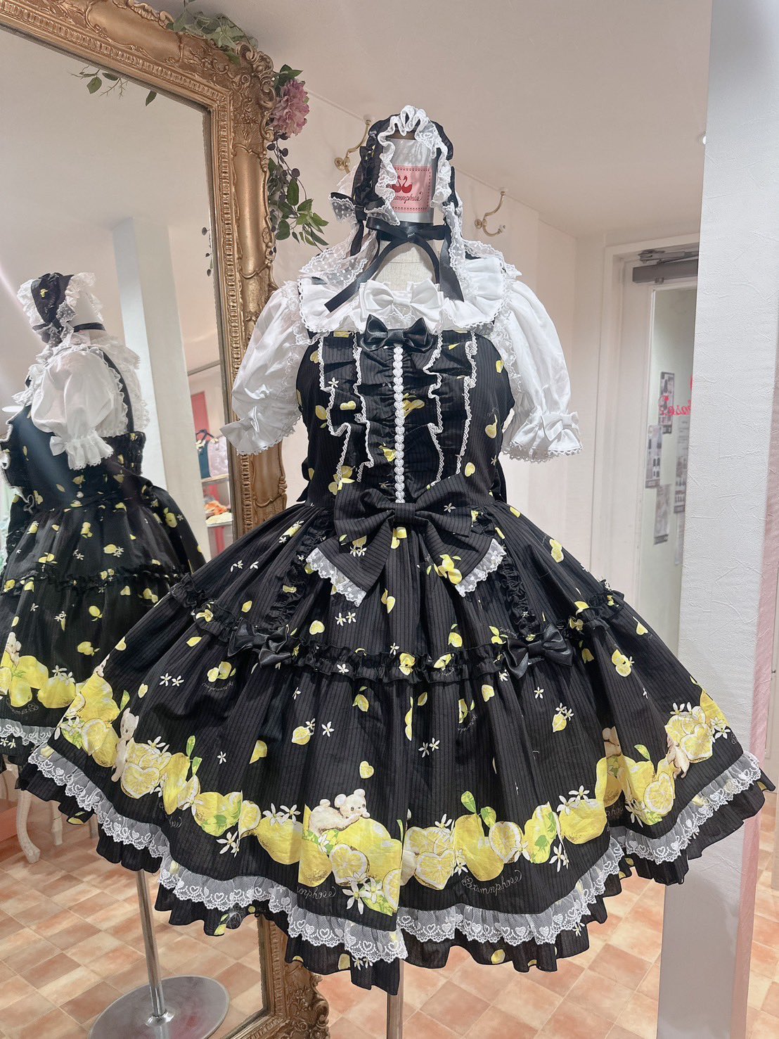 メタモルフォーゼ - The JSK of the special set. dim light JSK and