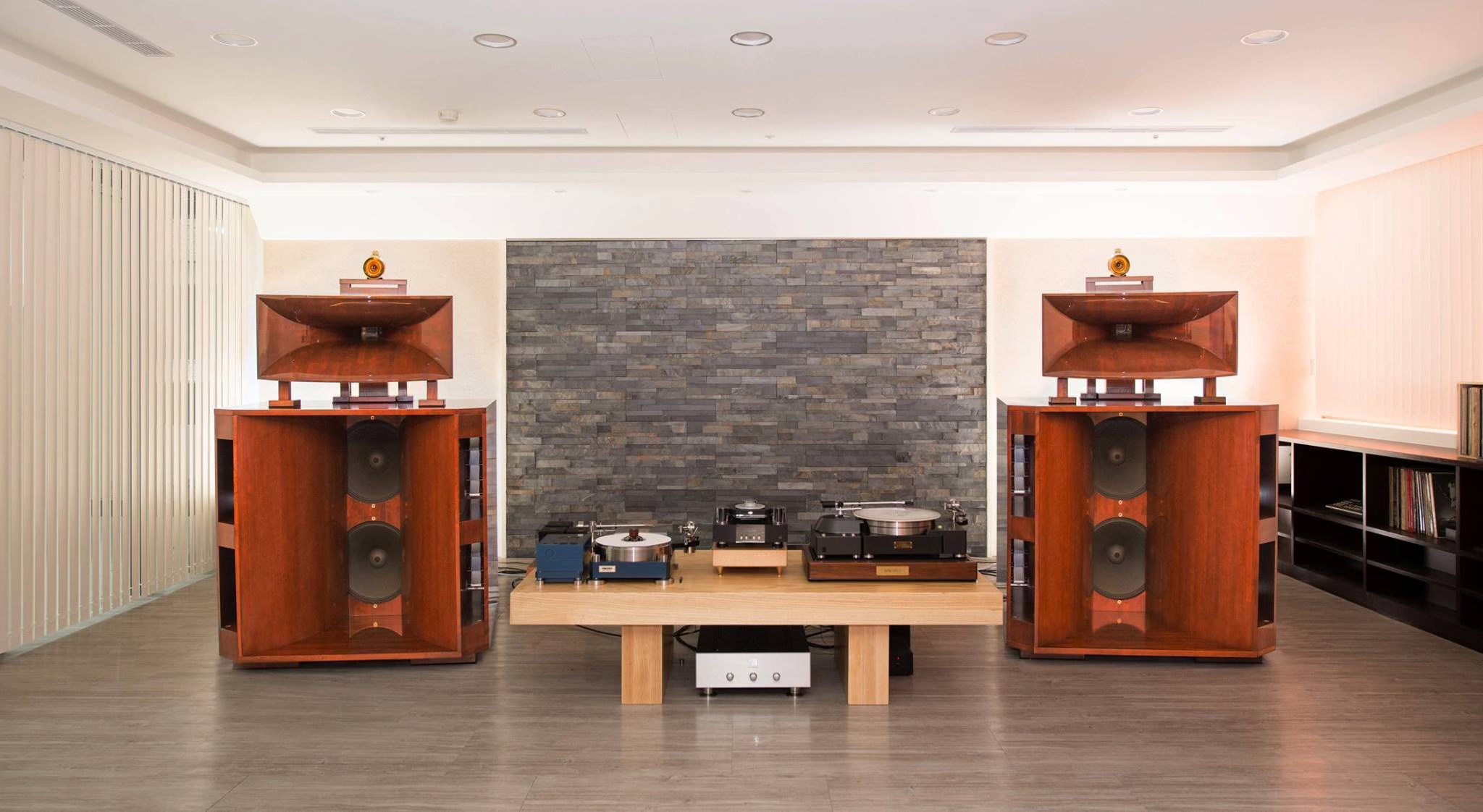 Micro Seiki SX 8000 and SX 8000 MkII turntables, CEC TL-0 CD