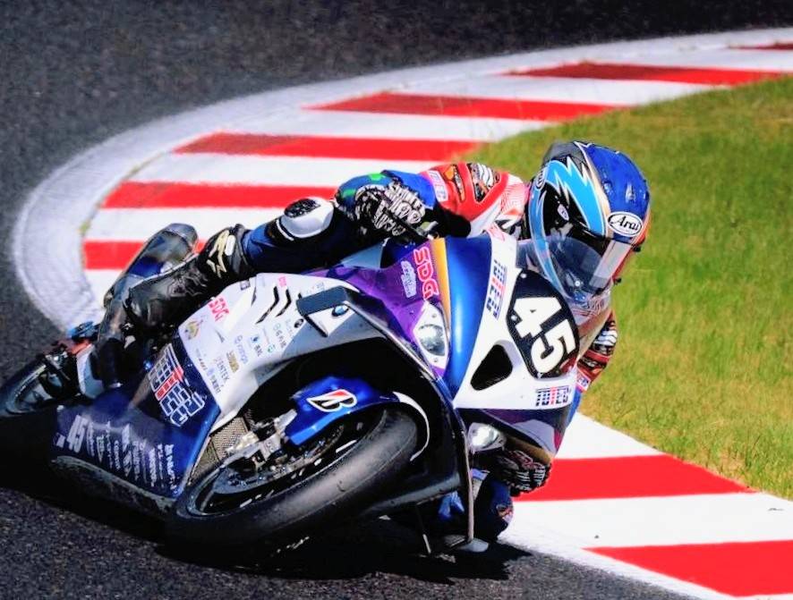 長谷川聖サポーターズ - 全日本JGP3デビューイヤーの2016年最終戦鈴鹿。 ついこの前のように感じますが、もう2年も前。 この時は足を骨折 ...