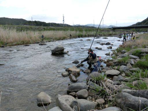 益田川上流漁業協同組合 昨日 ５月5日はひだ桃源郷くぐのアマゴ釣り大会でした 148名が参加 Facebook