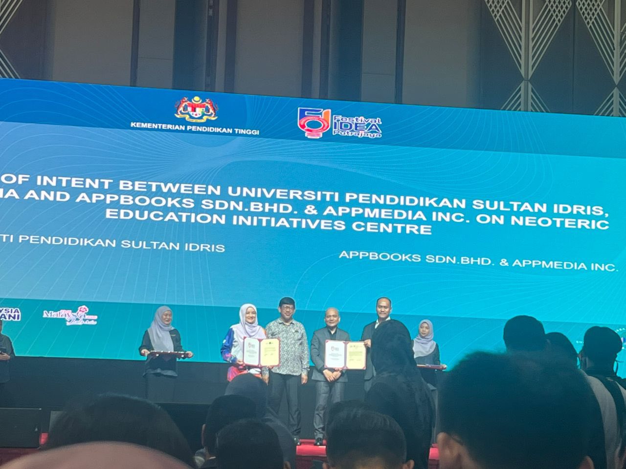 RMIC UPSI - Hari Kedua FOI 2025 | 5 November 2025 ... | Facebook
