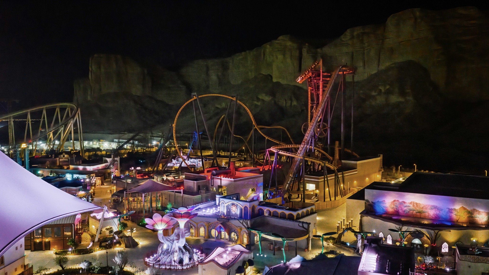 Suansanook - Iron Rattler รถไฟเหาะโมเดล Tilt Coaster ที่สูงที่สุดในโลก ...