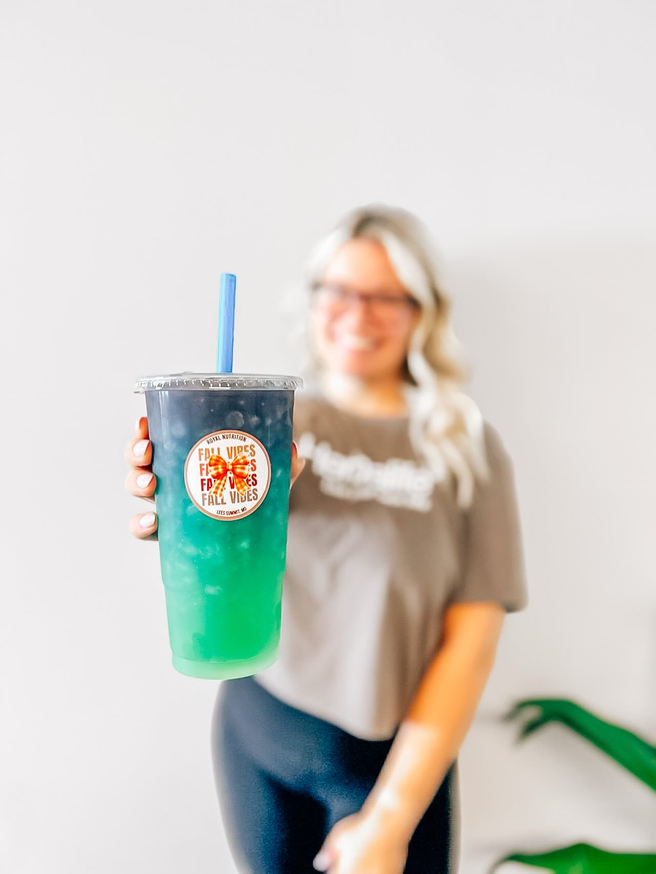 Royal Nutrition - 🚨 It’s 2 Tea Friday 🚨 Why settle for one... | Facebook