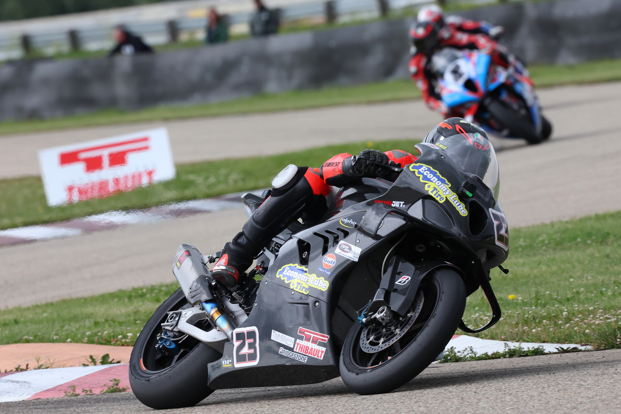 Sunday's EBC Brakes Superbike race two saw Mathew Scholtz Racing's