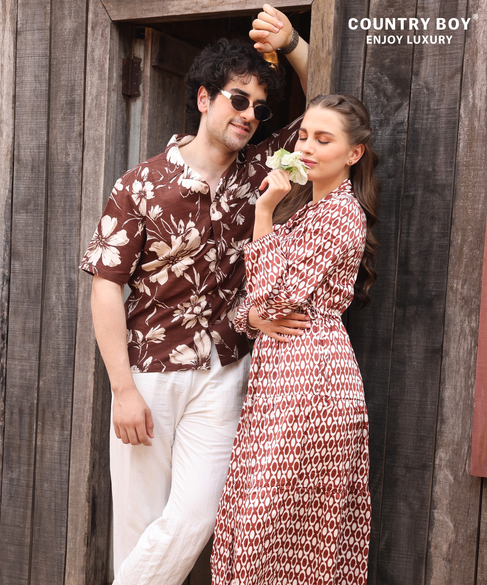 Country - CASUAL COUPLE STYLE !! Simple looks, perfect together