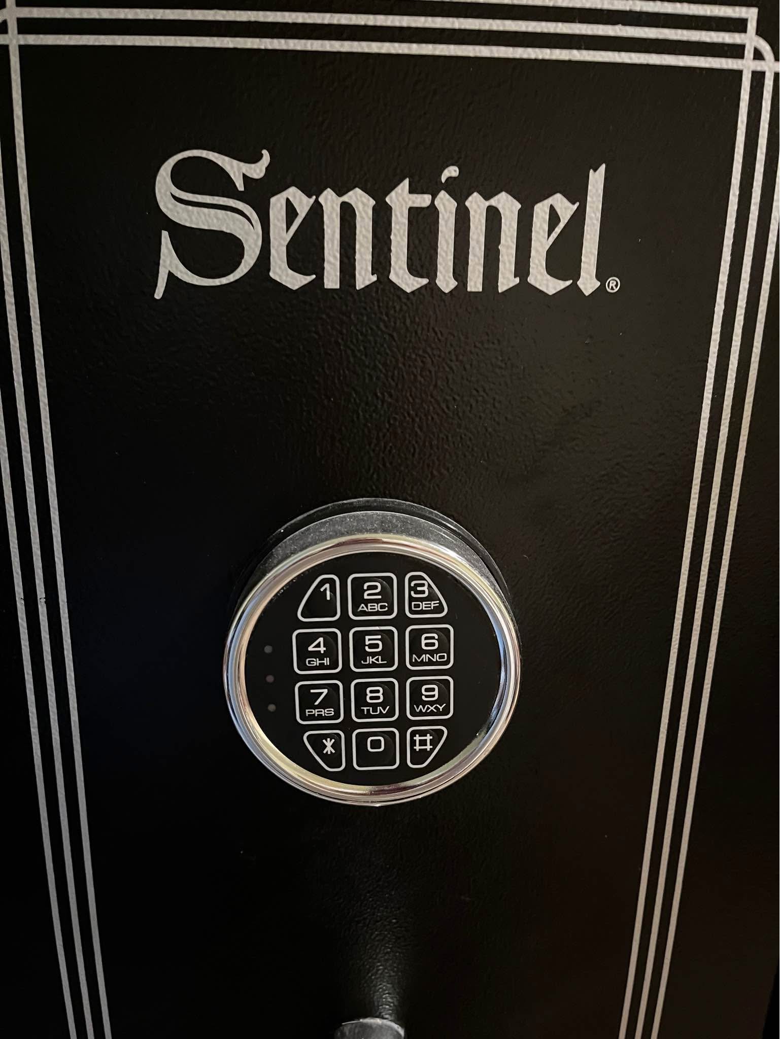 Sentinel 14 gun fireproof electronic keypad safe - Keyboards & Keypads ...