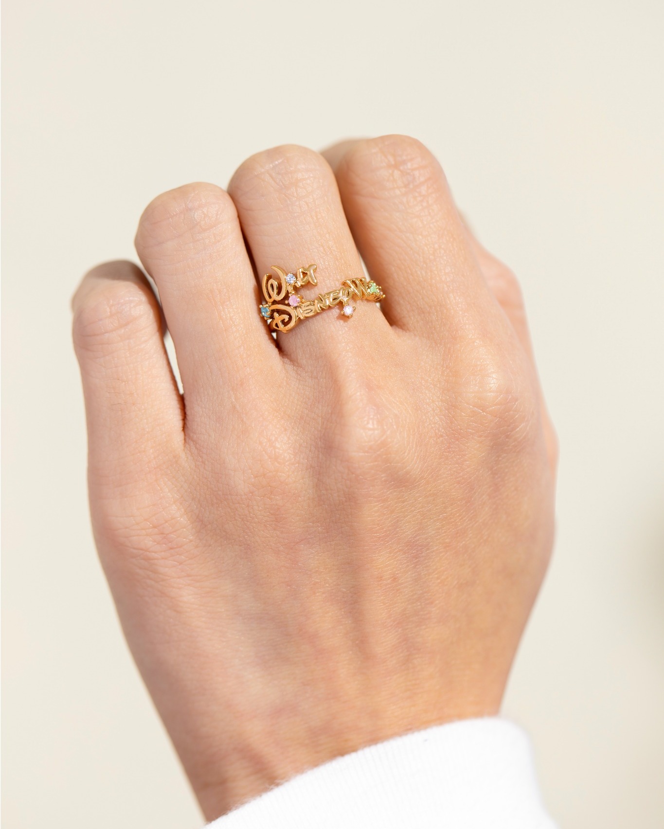 A little extra shine for your everyday fairytale 💫 An all-new