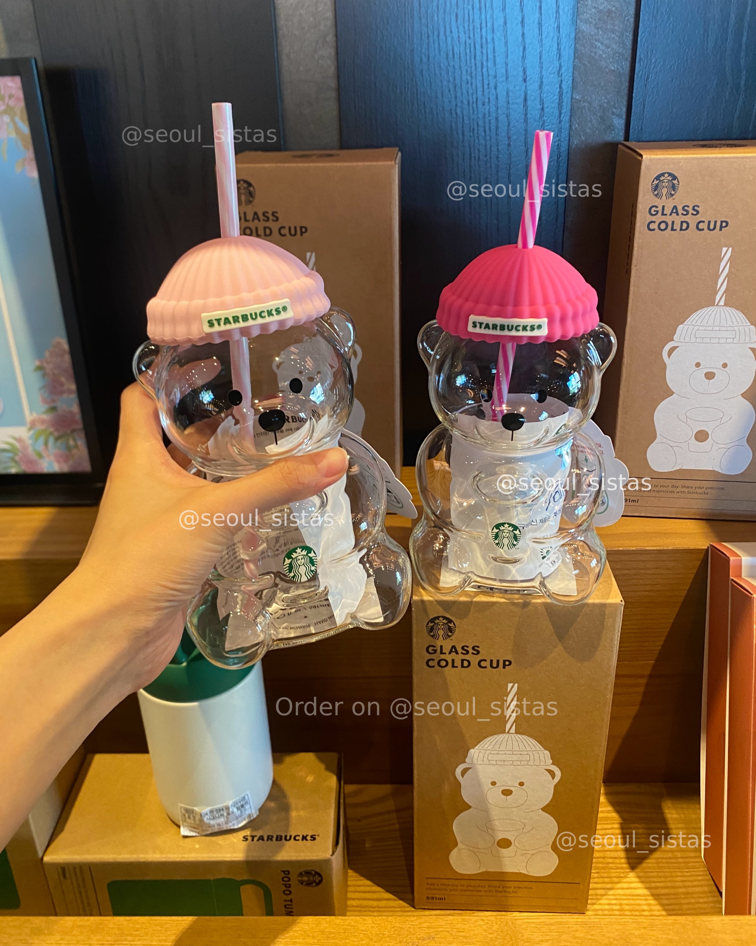 ????Starbucks Korea has nailed it again! How cute are these 
