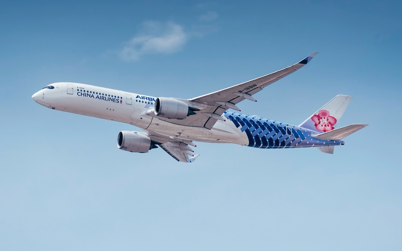 Amazing to see the China Airlines 中華航空 and #A350 XWB colors