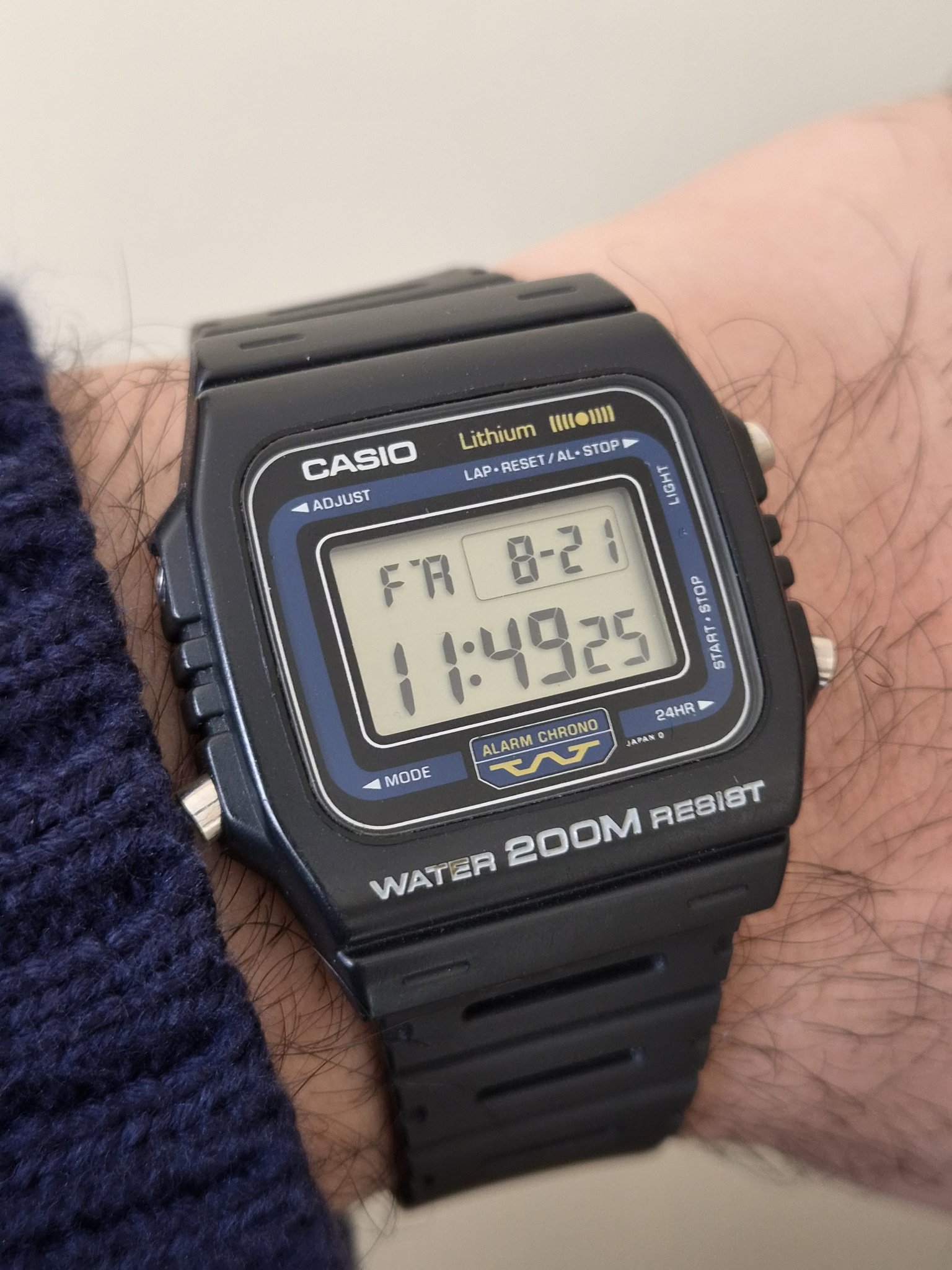 Vintage 1980s Casio DW-1400 SCUBA Digital Watch Review