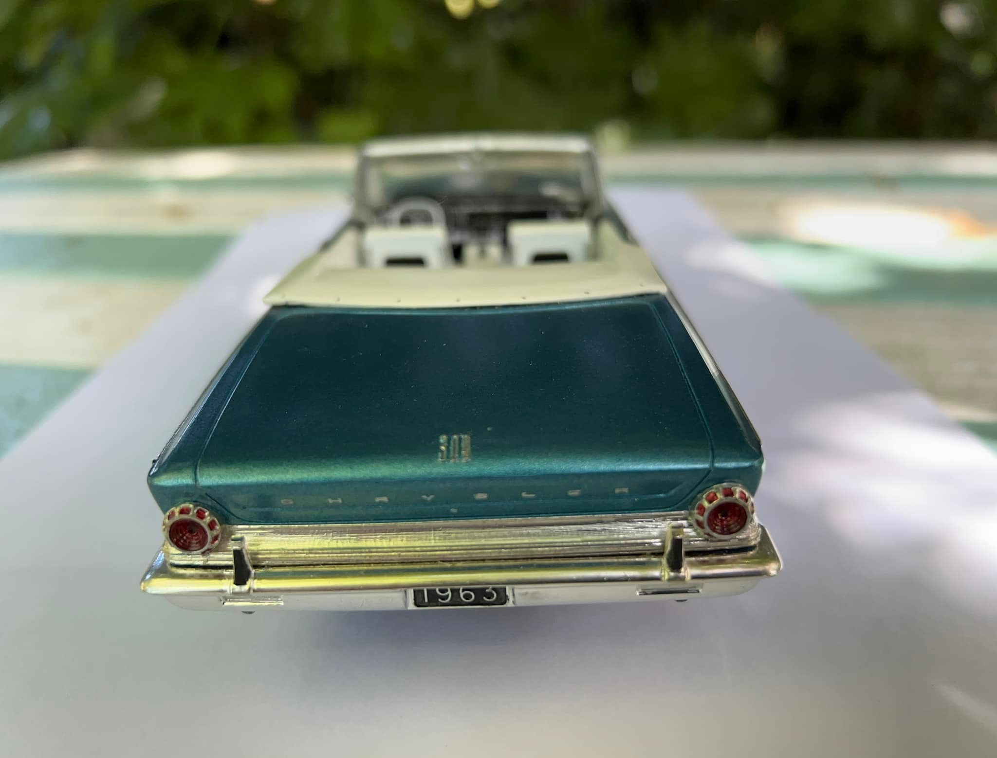 Jo -han '66 '67 Chrysler 300 CUI ١