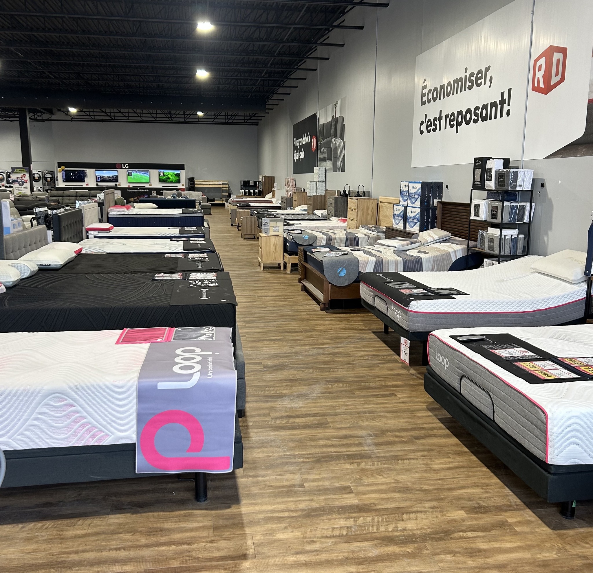 Meubles - 📍 1665, boulevard Le Corbusier (Galeries Laval) 📞 438 844 ...