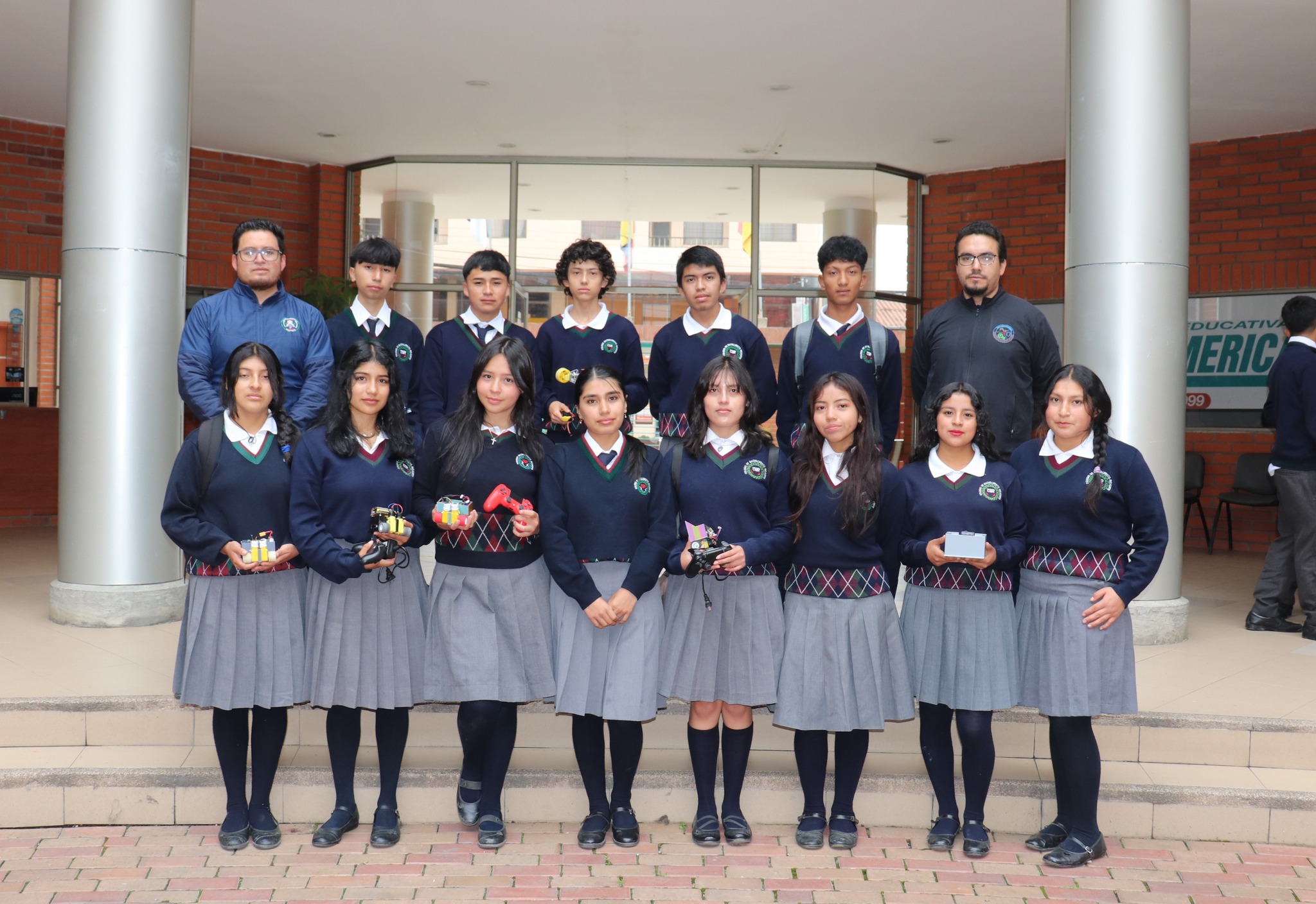 Colegio de... - Colegio de Bachillerato Ricaurte CBR