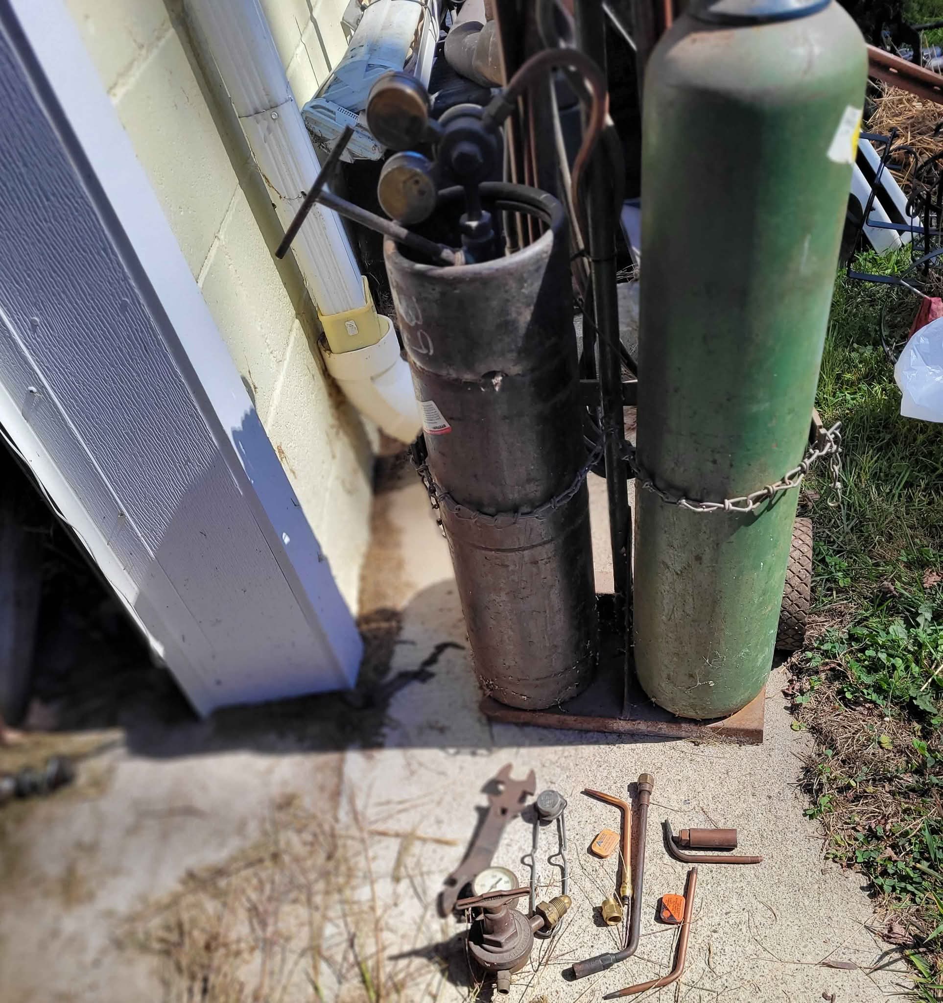Blue point torch set with tanks - Blowtorches - West Springfield ...