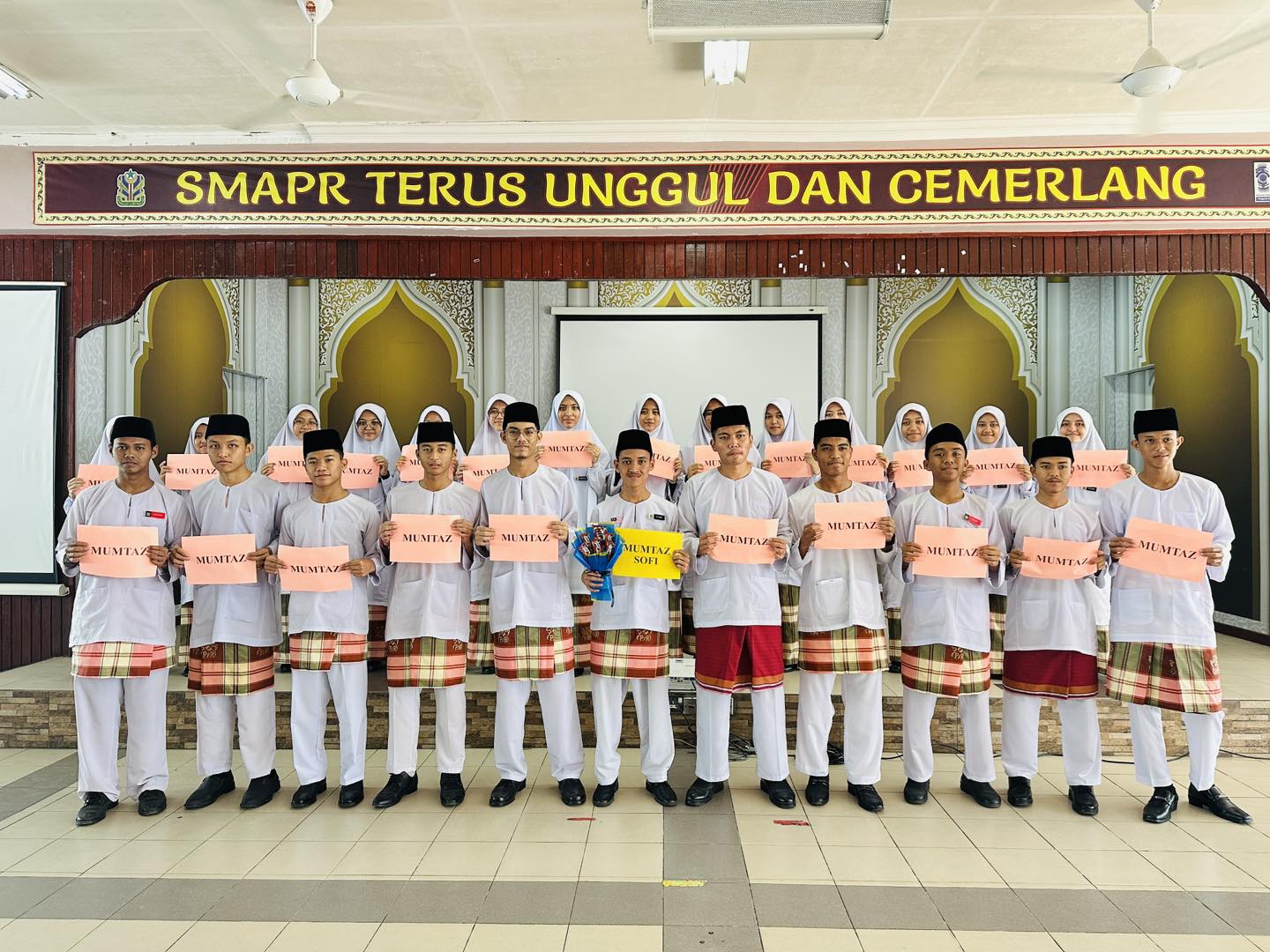 Sekolah... - Sekolah Menengah Agama Parit Raja(SMAPR)