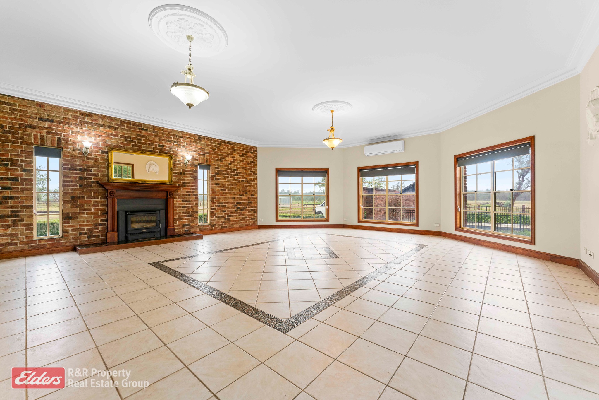 R and R Property... - R and R Property Real Estate Agency