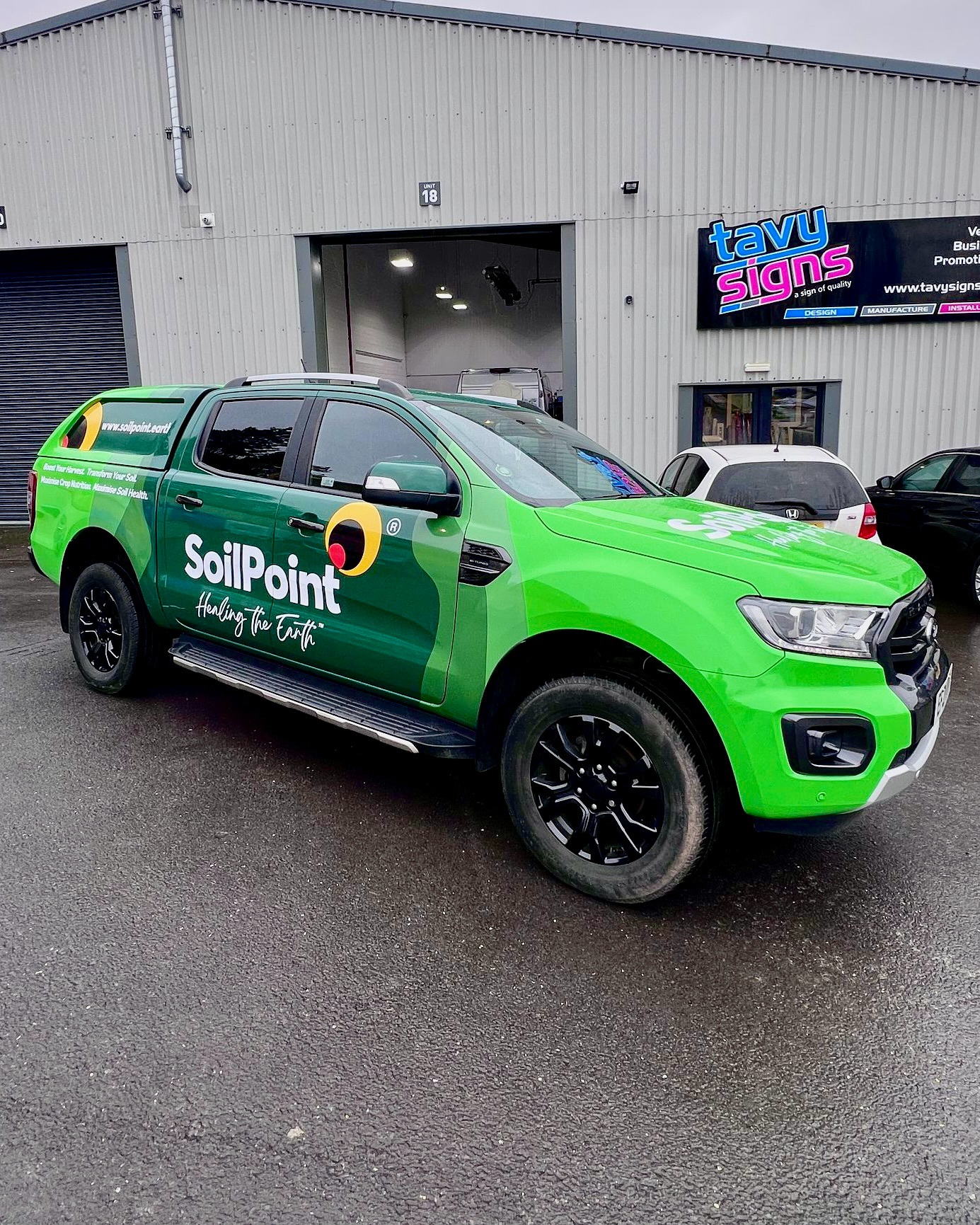 Tavy Signs - 🖤 What a transformation 💚 Full vehicle wrap... | Facebook