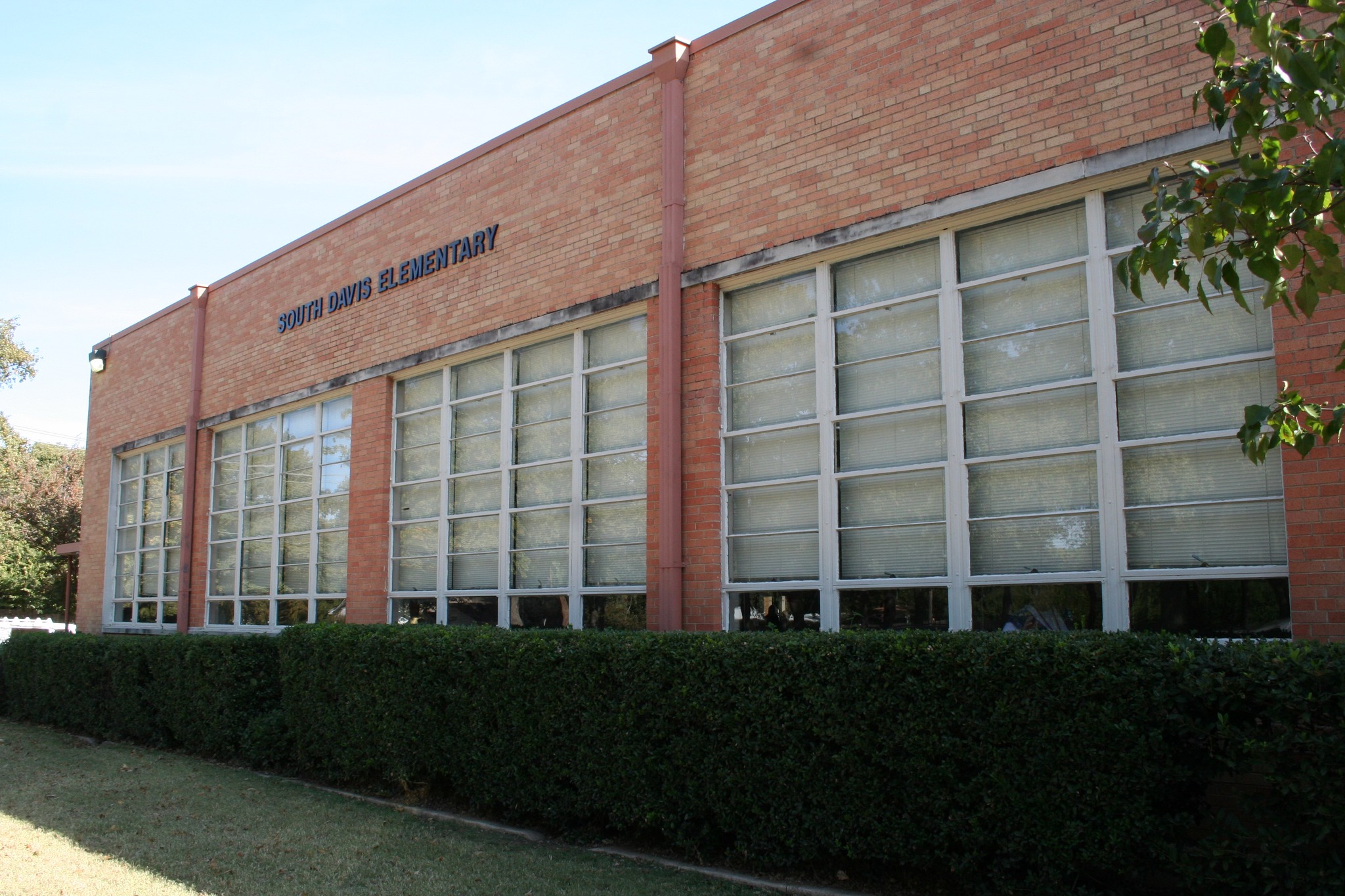 South Davis Elementary School | Arlington TX
