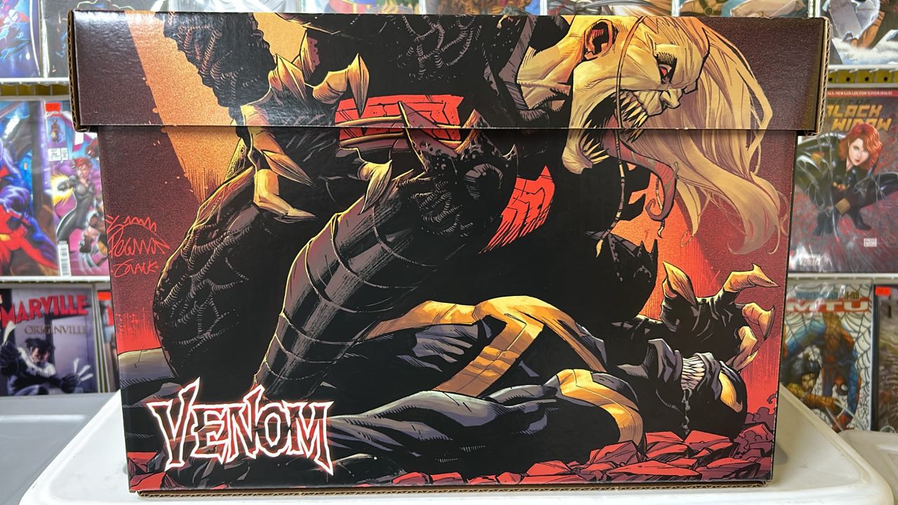 New Comic Box in store. Right in time for the New double sided