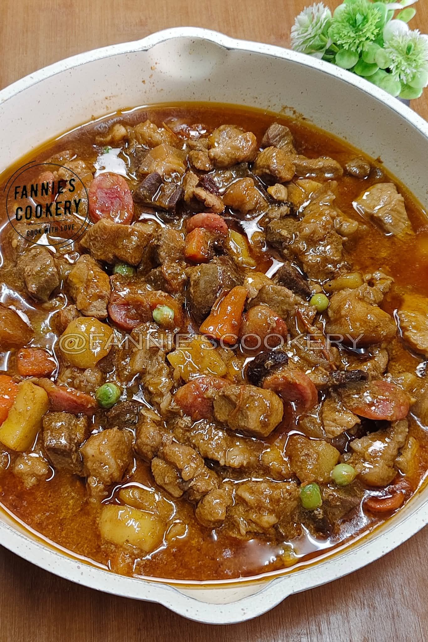 Fannie's - Try my Pork MENUDO🤎 Ingredients: • 750g pork + 2 ½ tbsp ...
