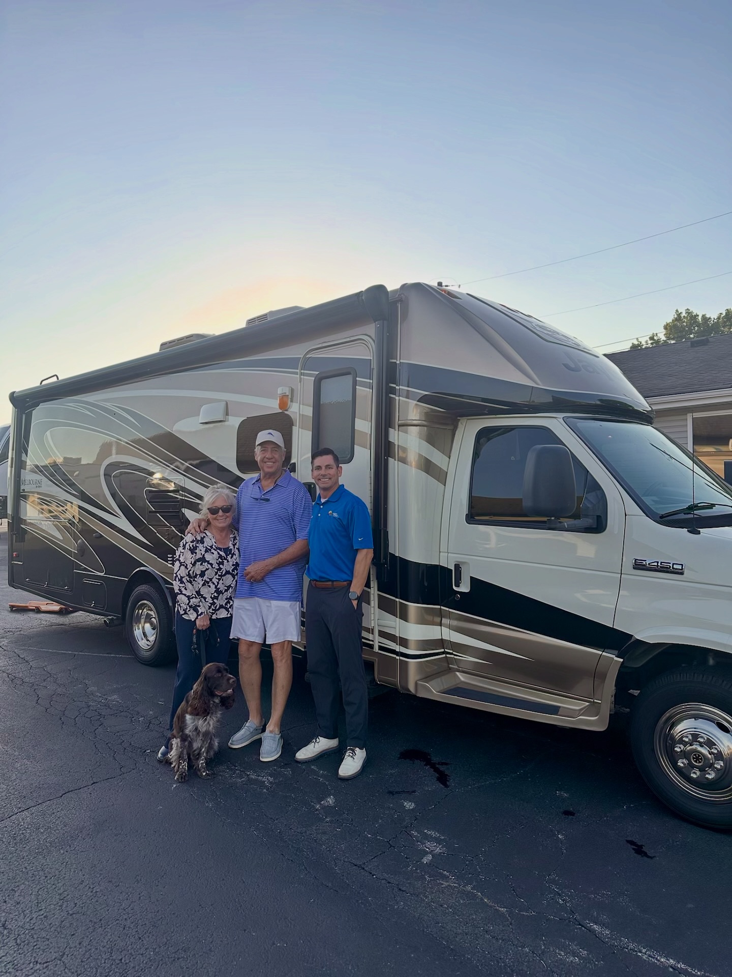 🌟 Off they go! Deb & TW are... - Apache Village RV Center | Facebook
