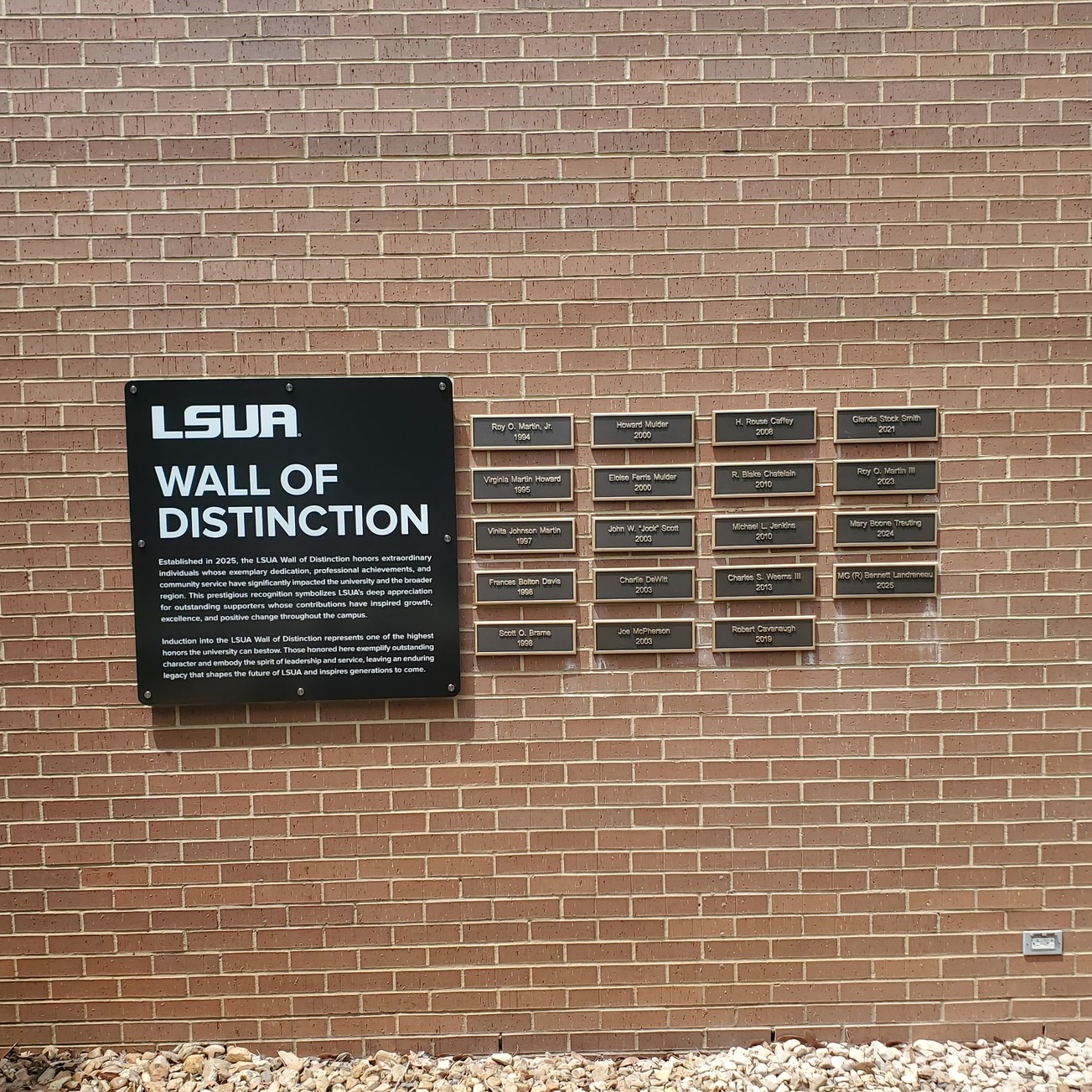 Pixus - We are proud to have provided custom exterior aluminum and ...