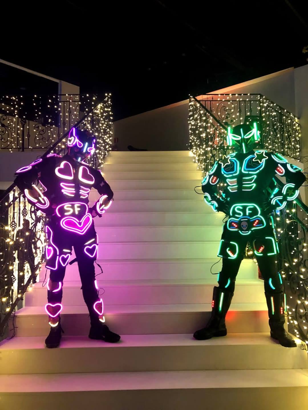 Tudo Para Sua Festa | 🎈Animação ROBÔ DE LED NEON 2025🎈 | Facebook