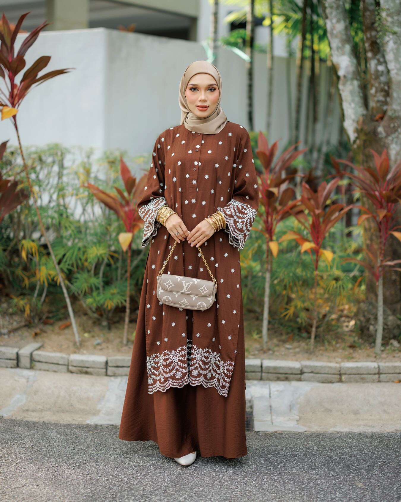 Callaa Closet - “Anggun dalam kesederhanaan, eksklusif... | Facebook